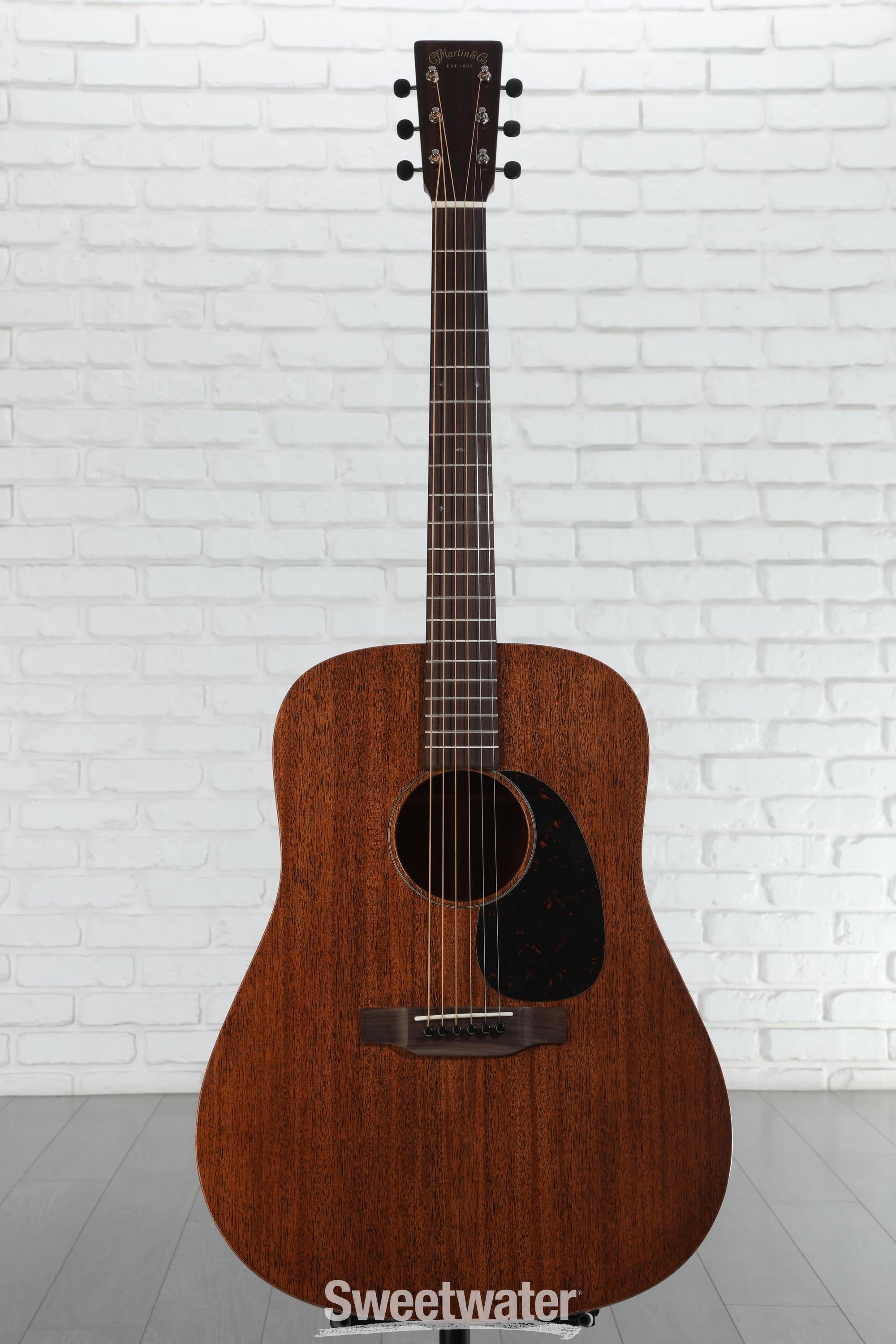 Martin D-15 Mahogany マホガニー ピックアップ付き Martin D-15 Mahogany マホガニー ピックアップ付き