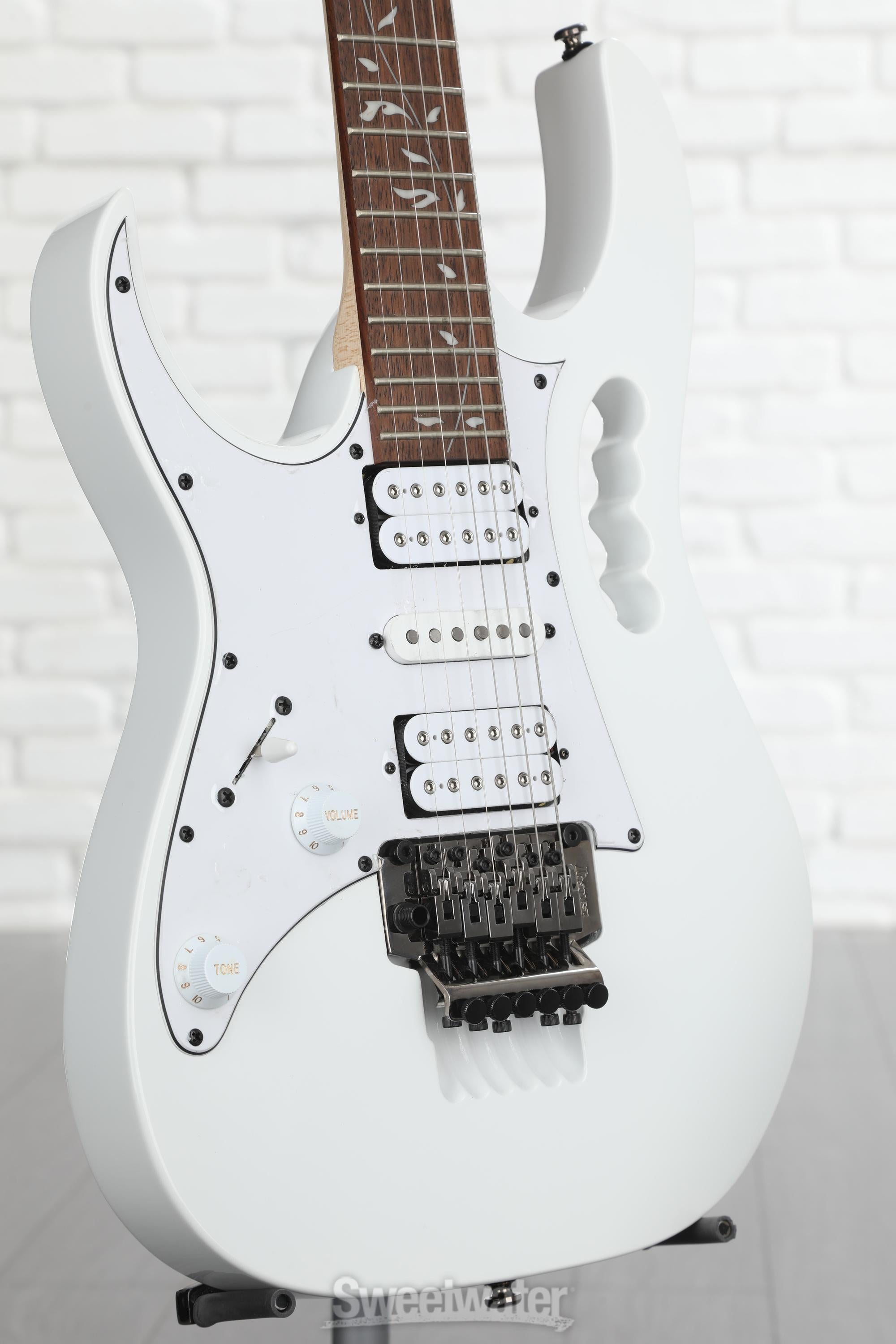 Ibanez Steve Vai Signature JEMJR Left-handed Electric Guitar - White |  Sweetwater