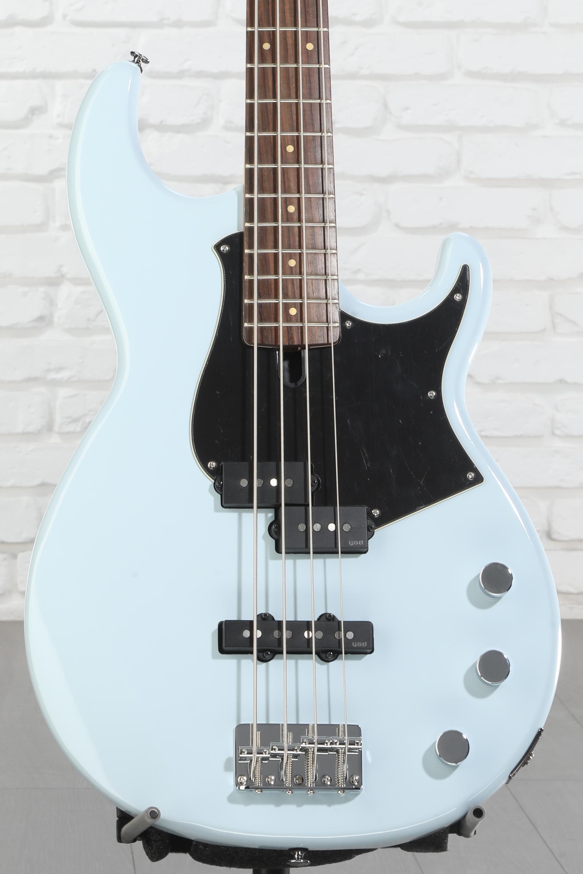 ベース BB434 Ice Blue Yamaha BB434 4-string Bass Guitar - Ice Blue | Sweetwater
