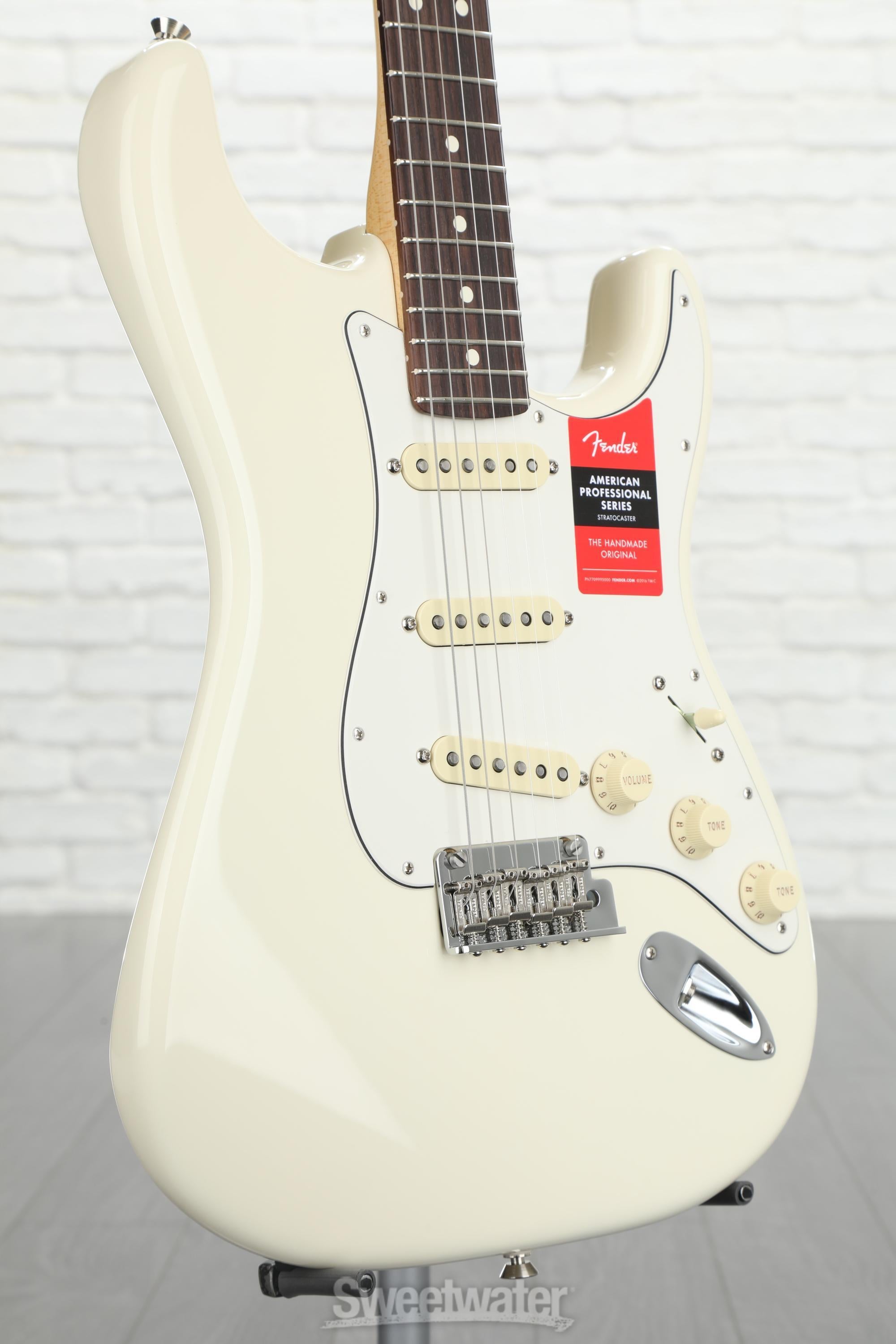 Fender American Professional Stratocaster - Olympic White with