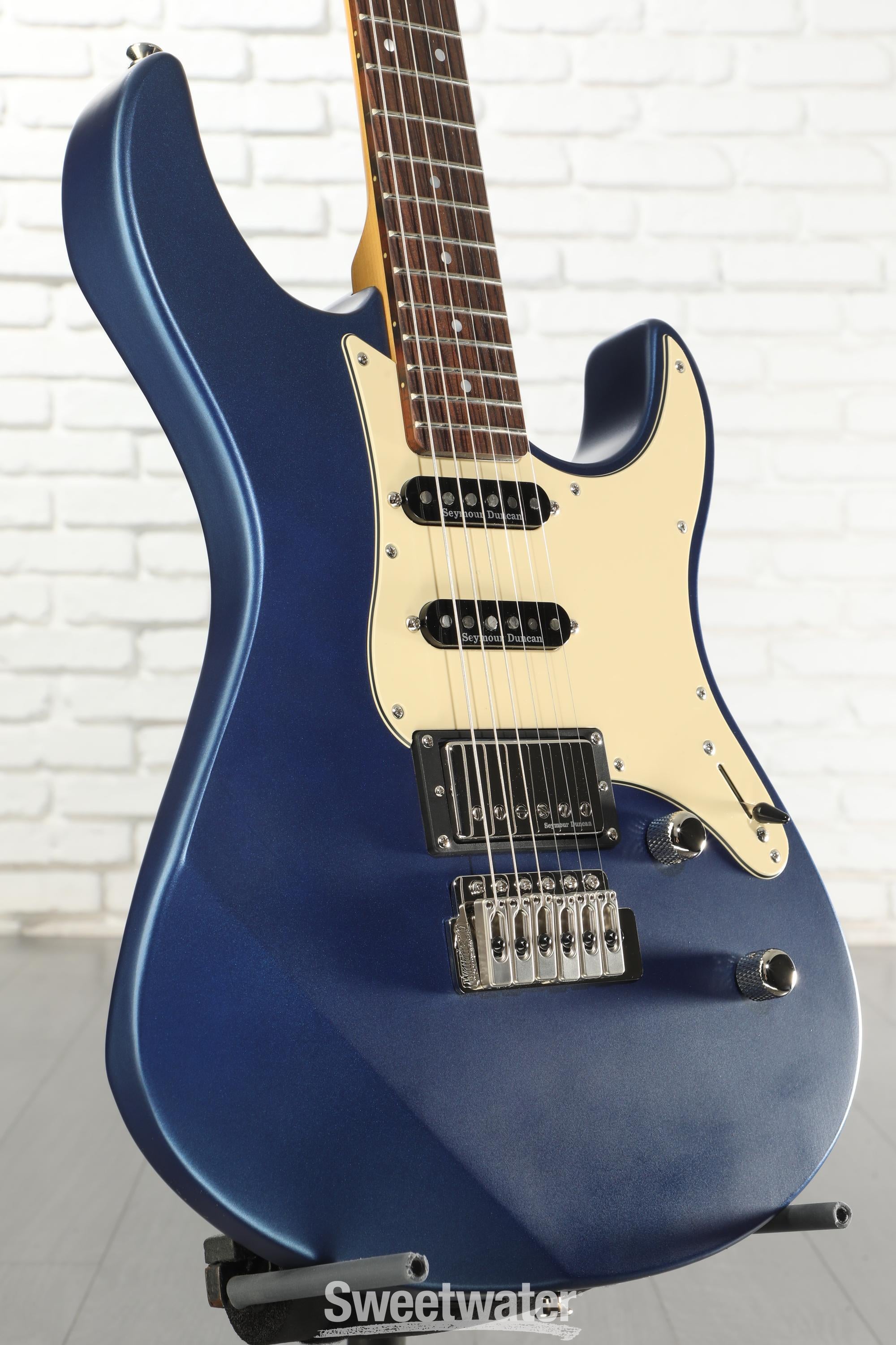 Yamaha PAC612VIIX Pacifica Electric Guitar - Matte Silk Blue