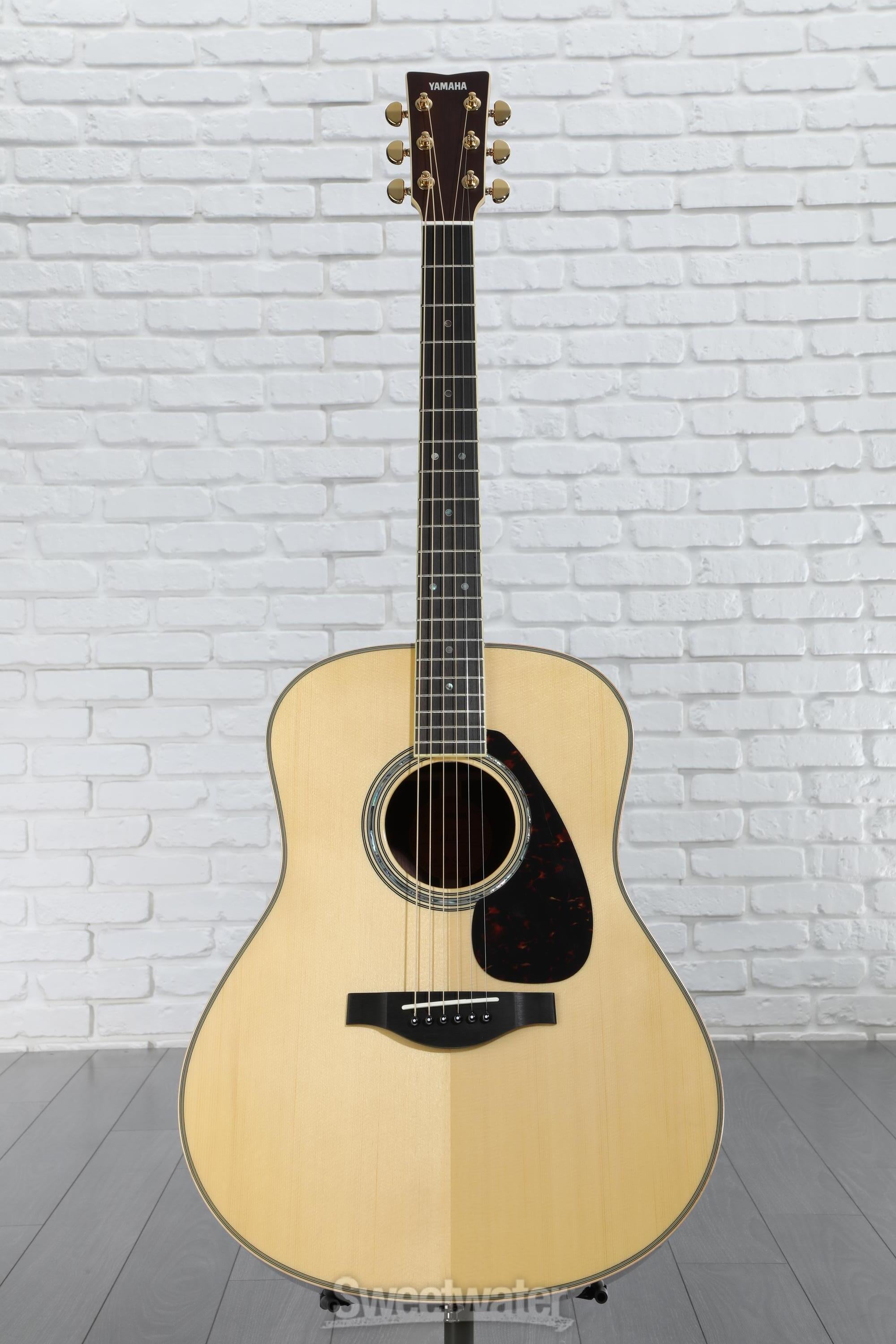 ギター YAMAHA LL16 ARE Yamaha LL16 ARE Original Jumbo Acoustic-electric Guitar