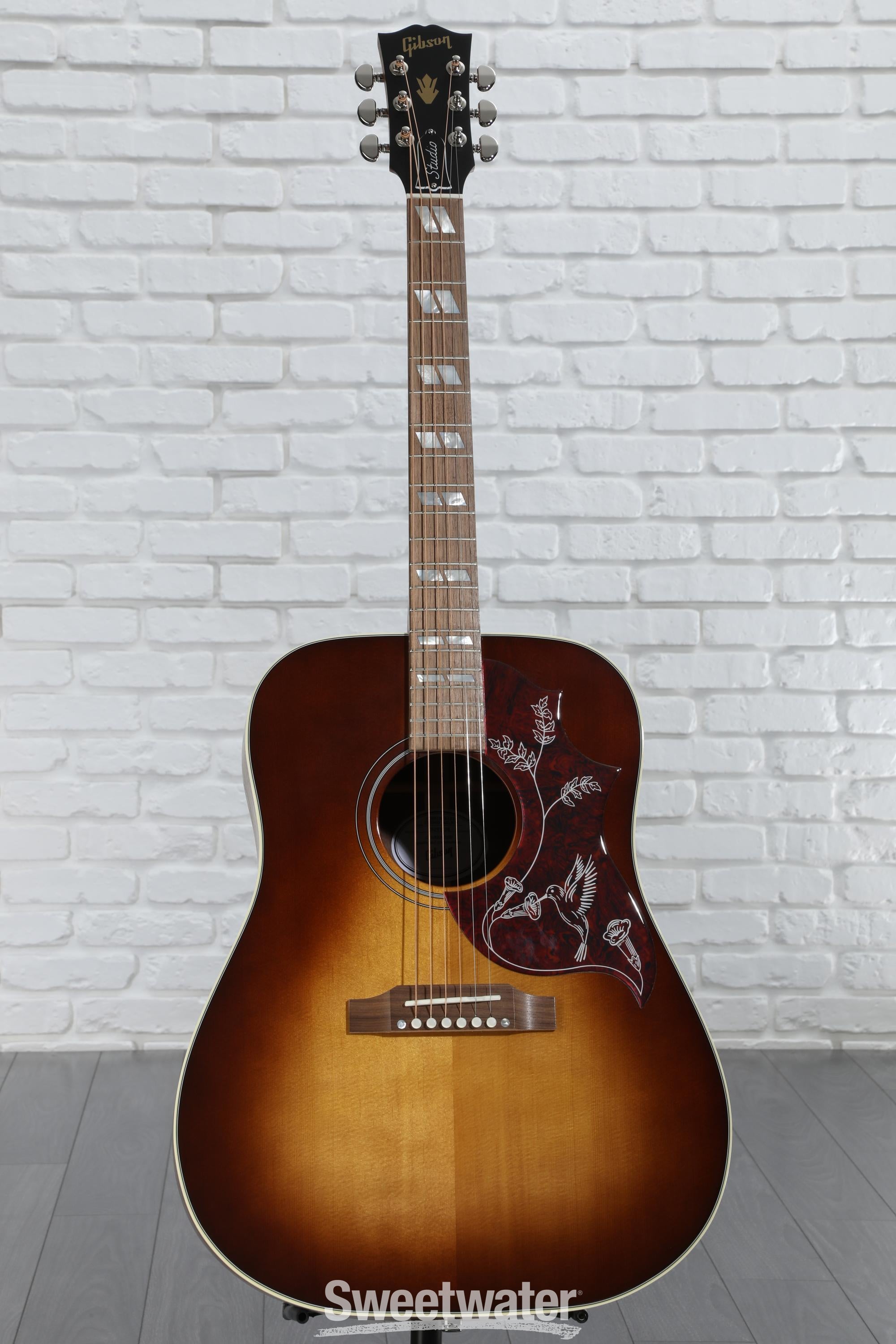 ギター Gibson Hummingbird Studio Walnut Antique Hummingbird Studio Walnut - Antique Natural