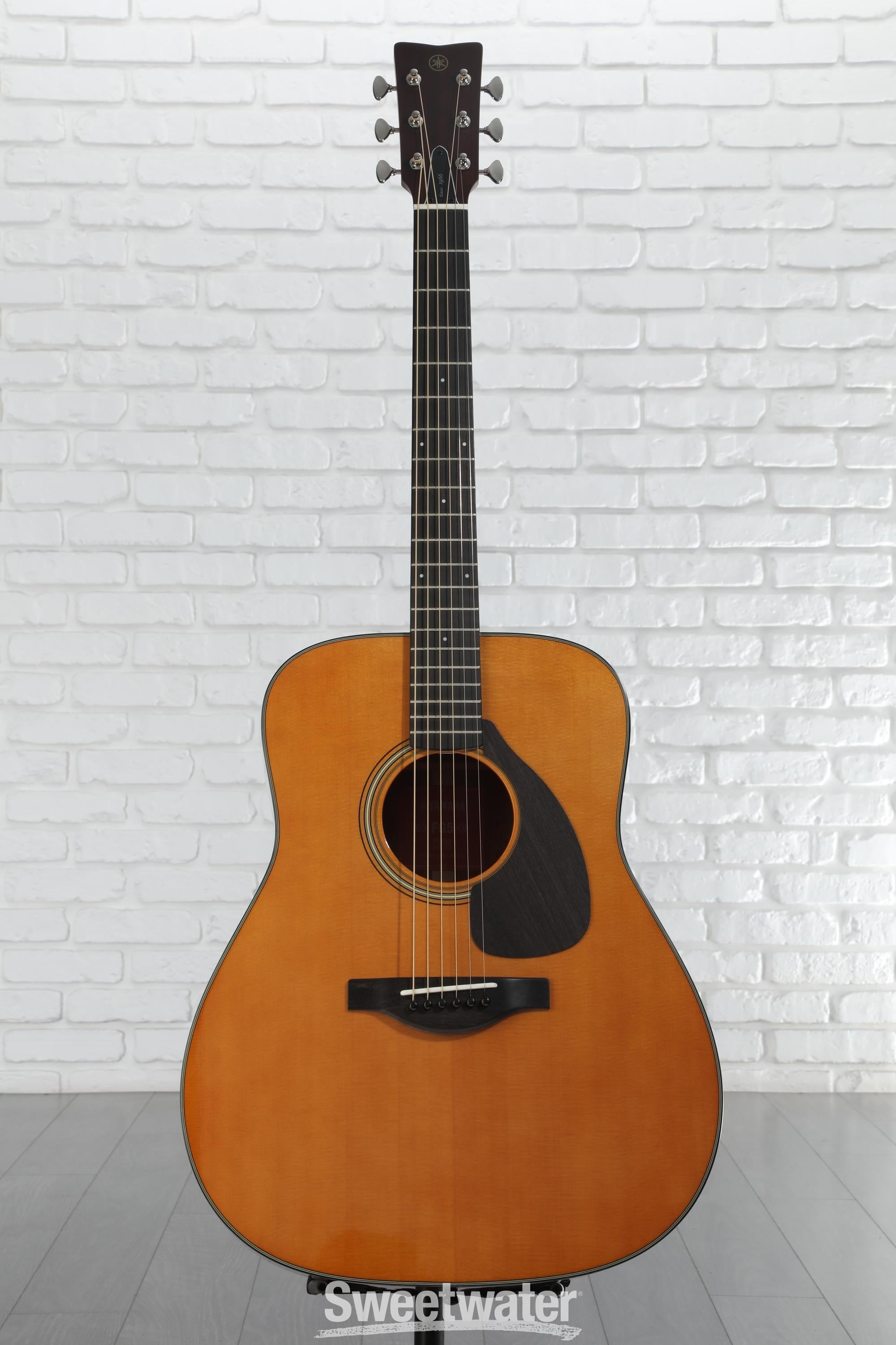 YAMAHA ＦＧ５ Yamaha FG5 Gloss Top Acoustic Electric Guitar with Hardshell