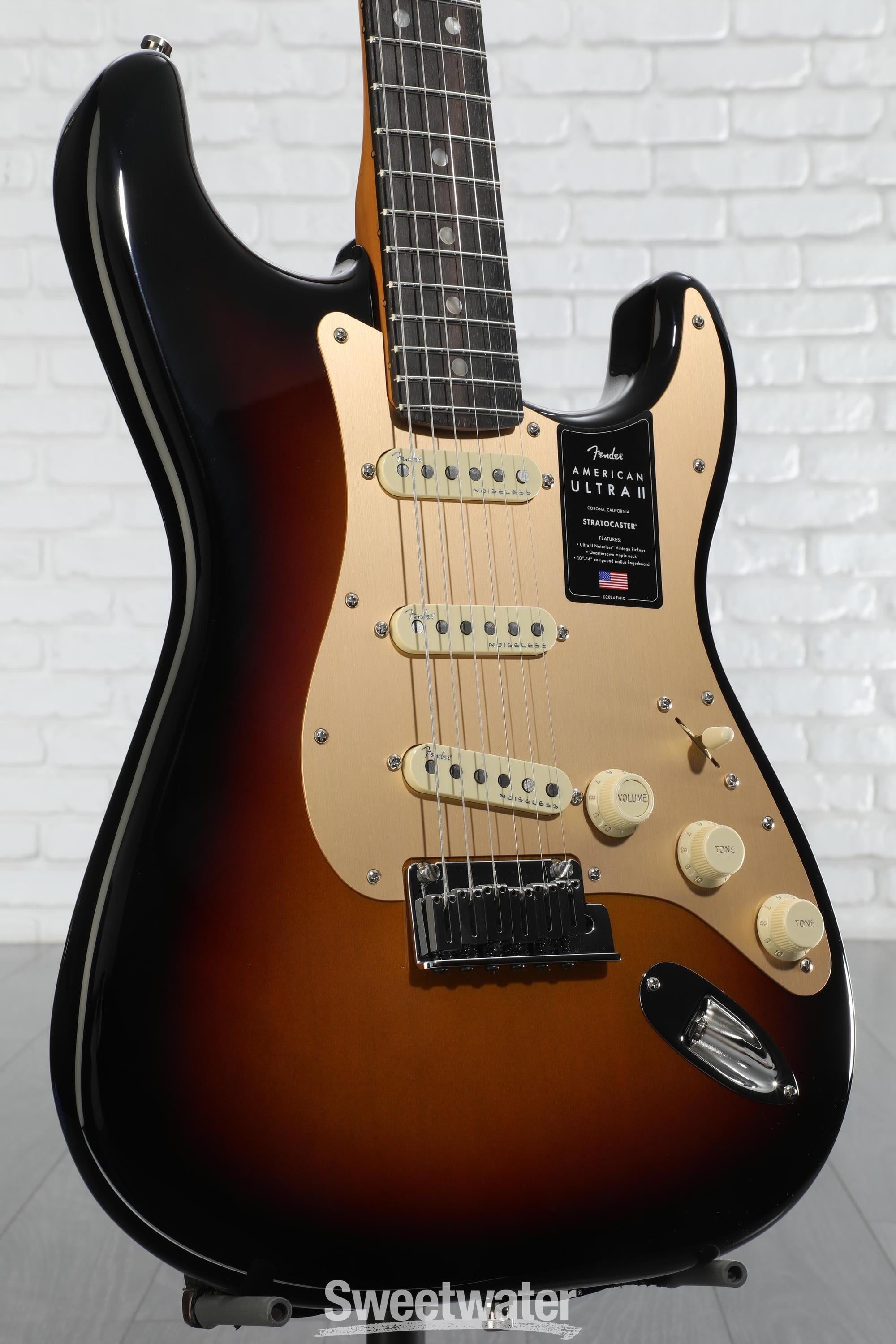 美品 Fender American Ultra2 Stratocaster Fender American Ultra II Stratocaster HSS Maple Fingerboard
