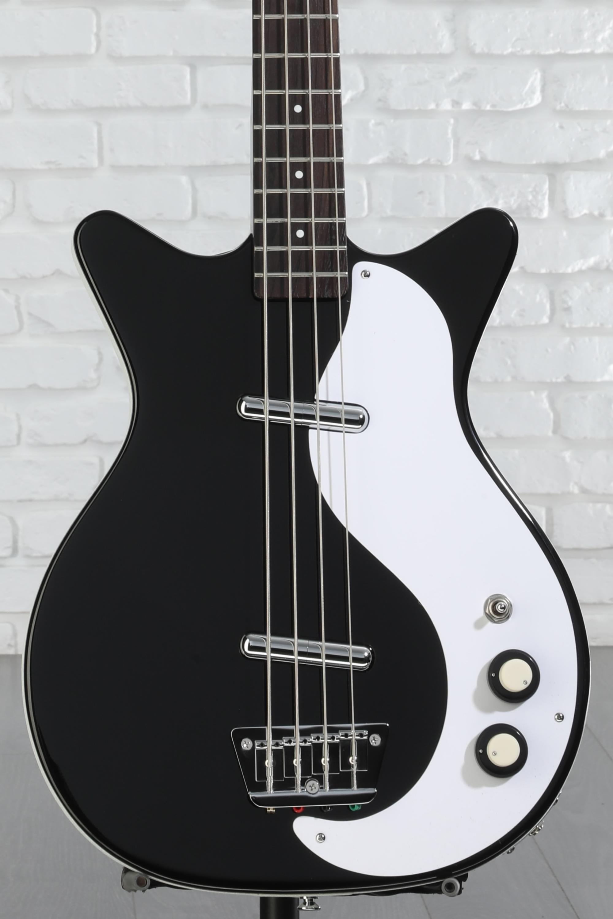 Danelectro　59DC Amazon.com: Danelectro '59DC Long Scale Bass Guitar - Copper