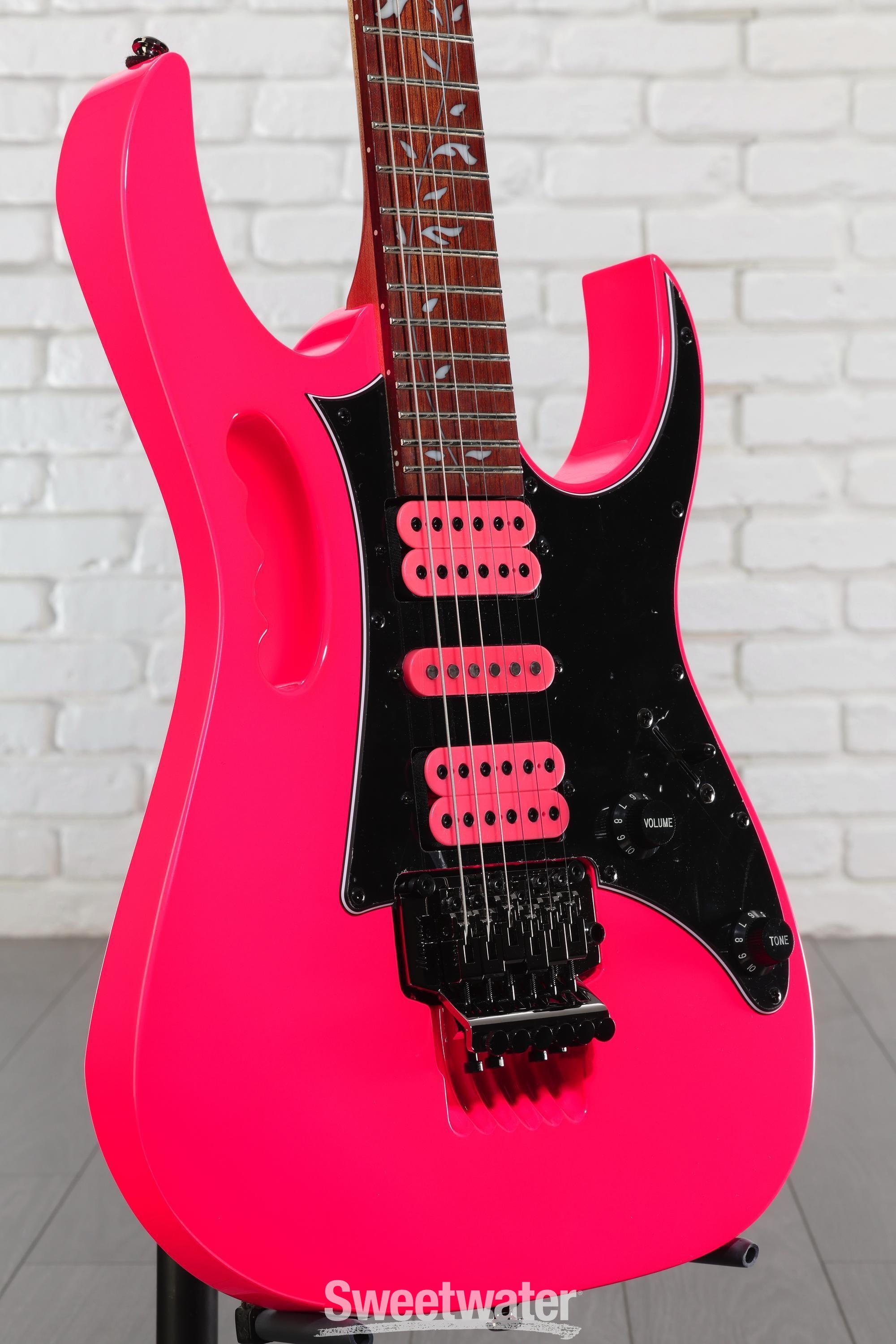 エレキギター Ibanez JEMJRSP-PK Amazon.com: Ibanez Steve Vai JEMJRSP - Pink : Musical Instruments
