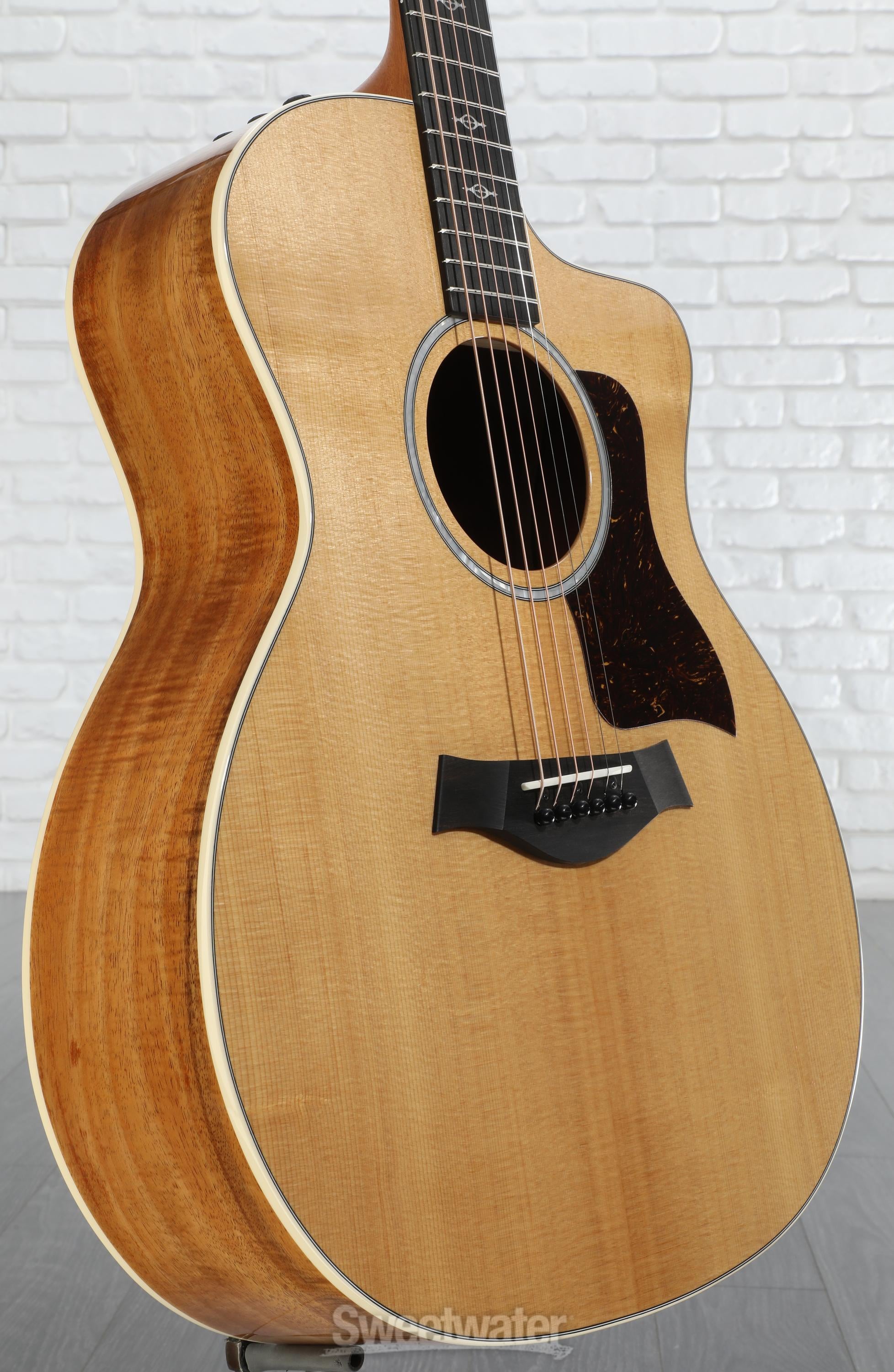 Taylor 214ce-K DLX Acoustic-electric Guitar - Natural | Sweetwater