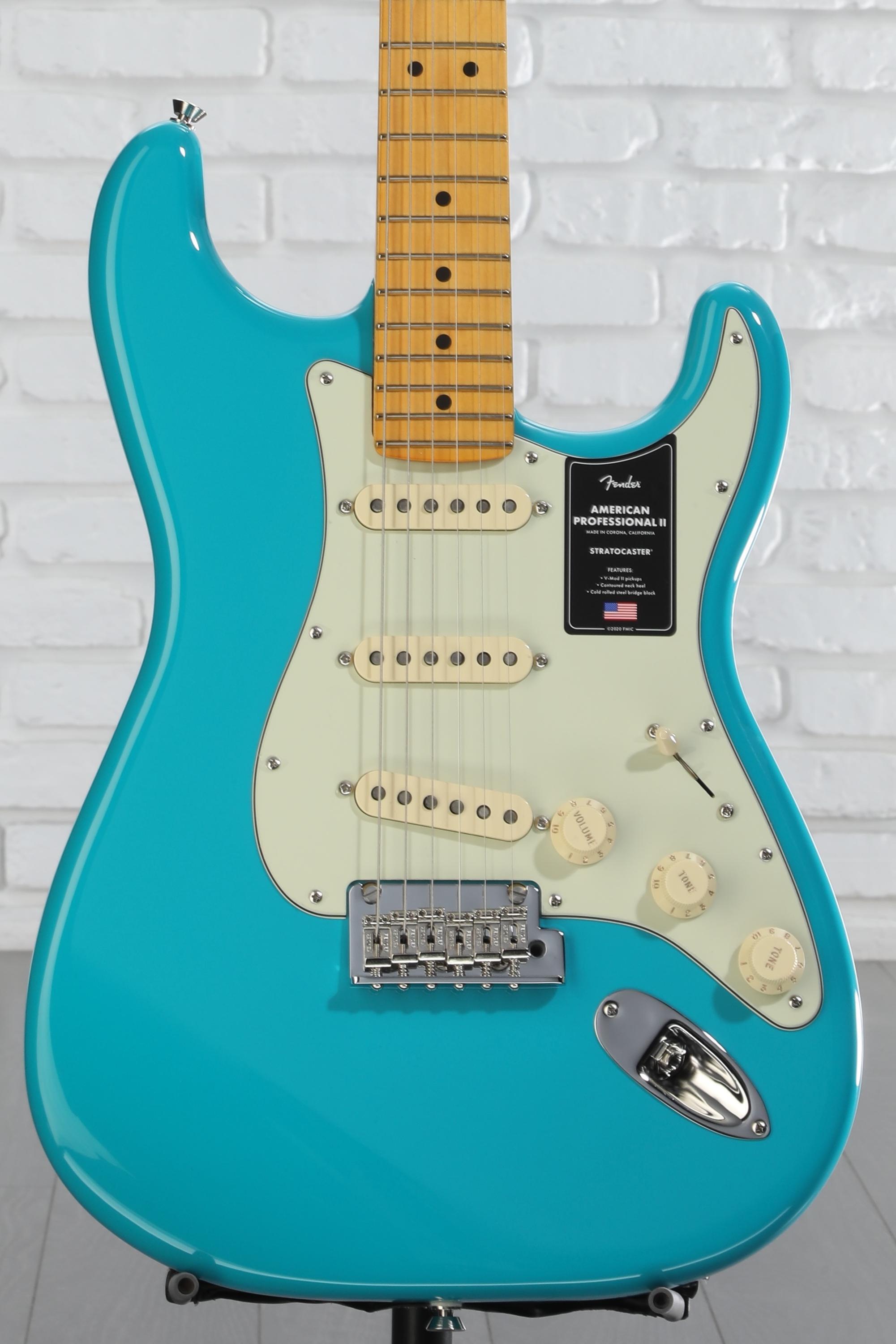 Fender American Professional II Stratocaster - Miami Blue with