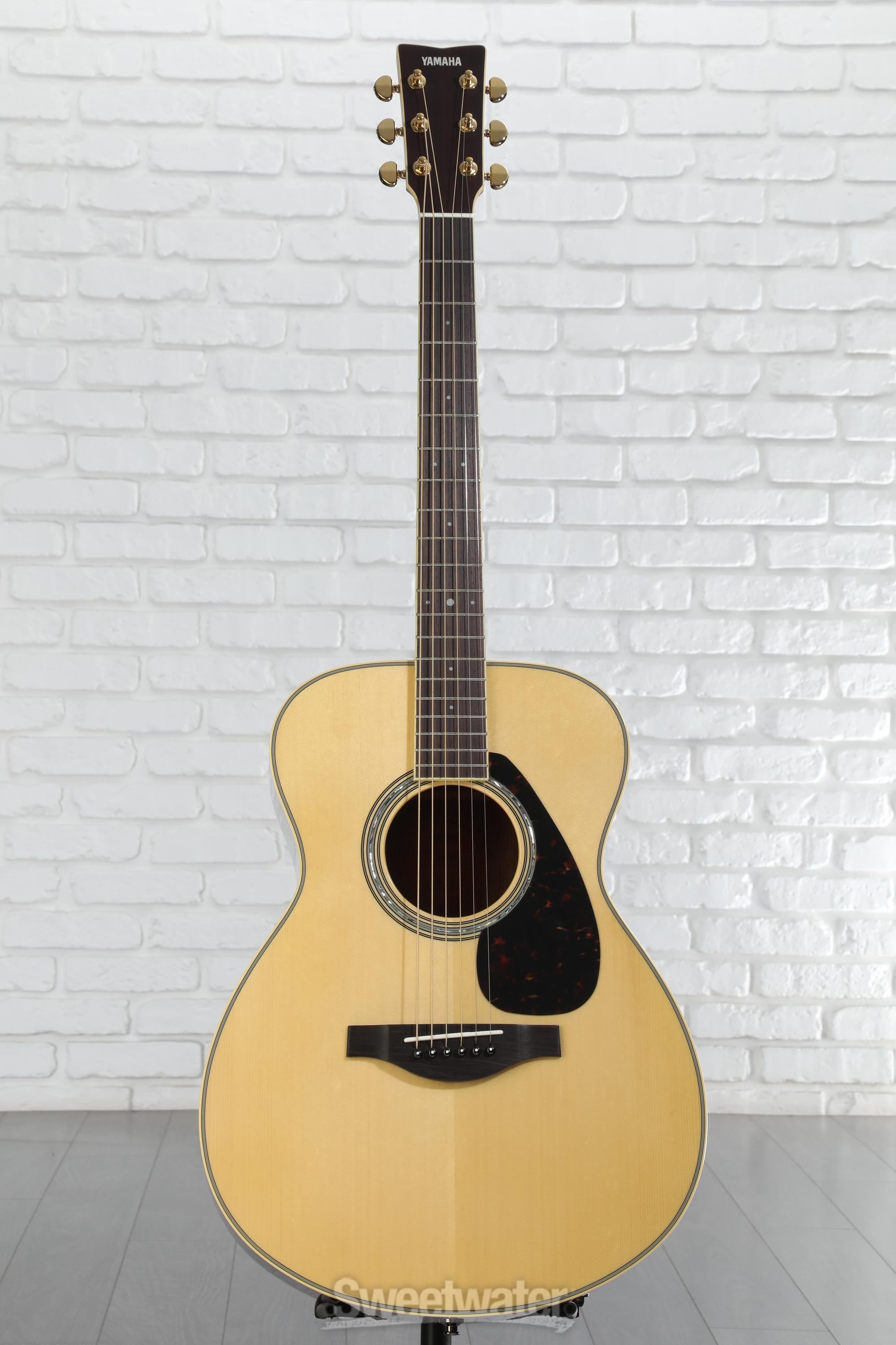 Yamaha　LS6 ARE Amazon.com: Yamaha L-Series LS6 Concert Size Acoustic