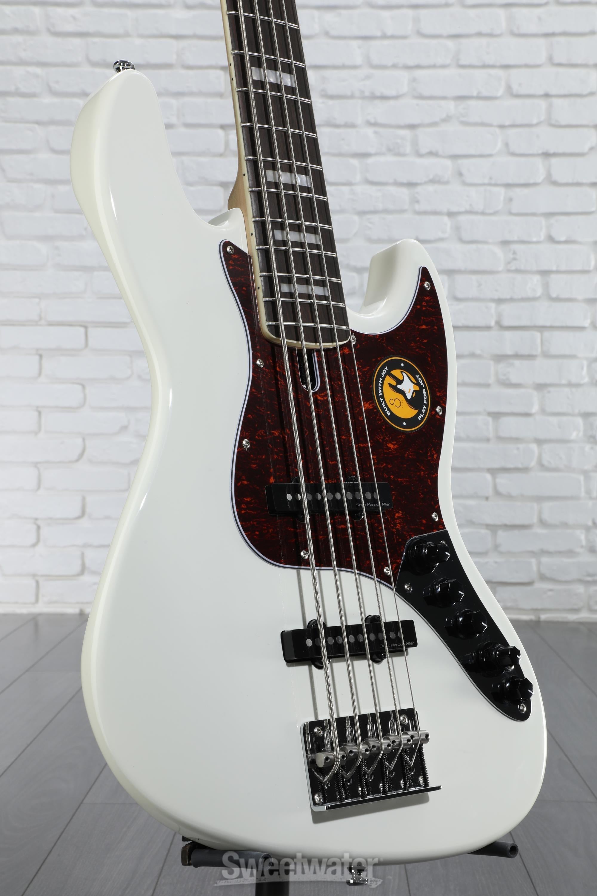 Sire Marcus Miller V7 Alder 5-string Bass Guitar - Antique White