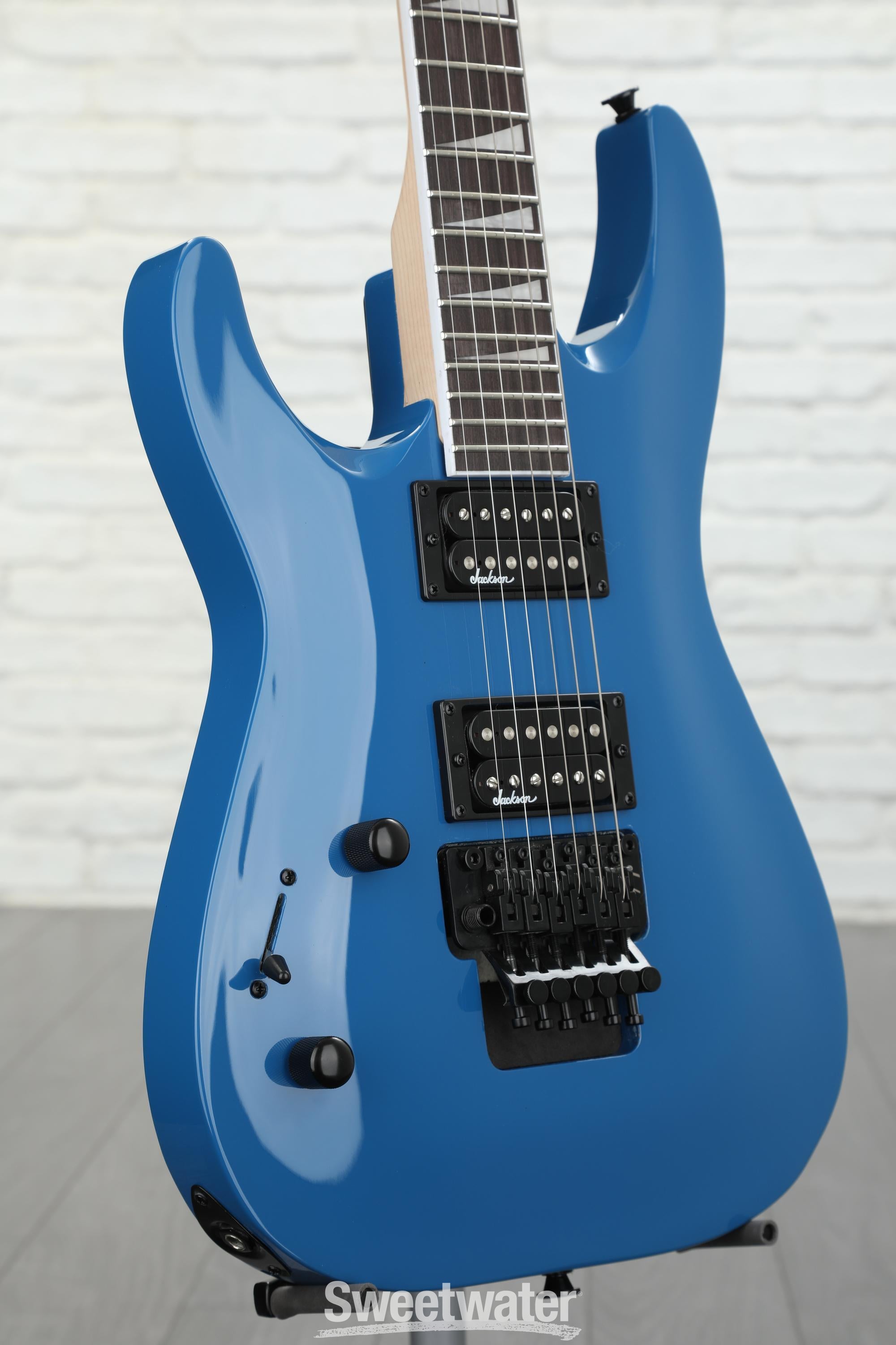 Amazon.com: Jackson JS Series Dinky Arch Top JS32 DKA