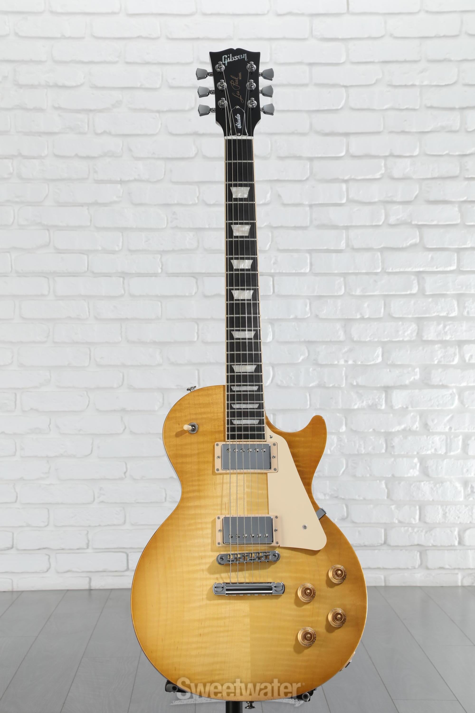 ギター Gibson Les Paul Studio Gibson A new Les Paul Studio featuring a carved AA figured