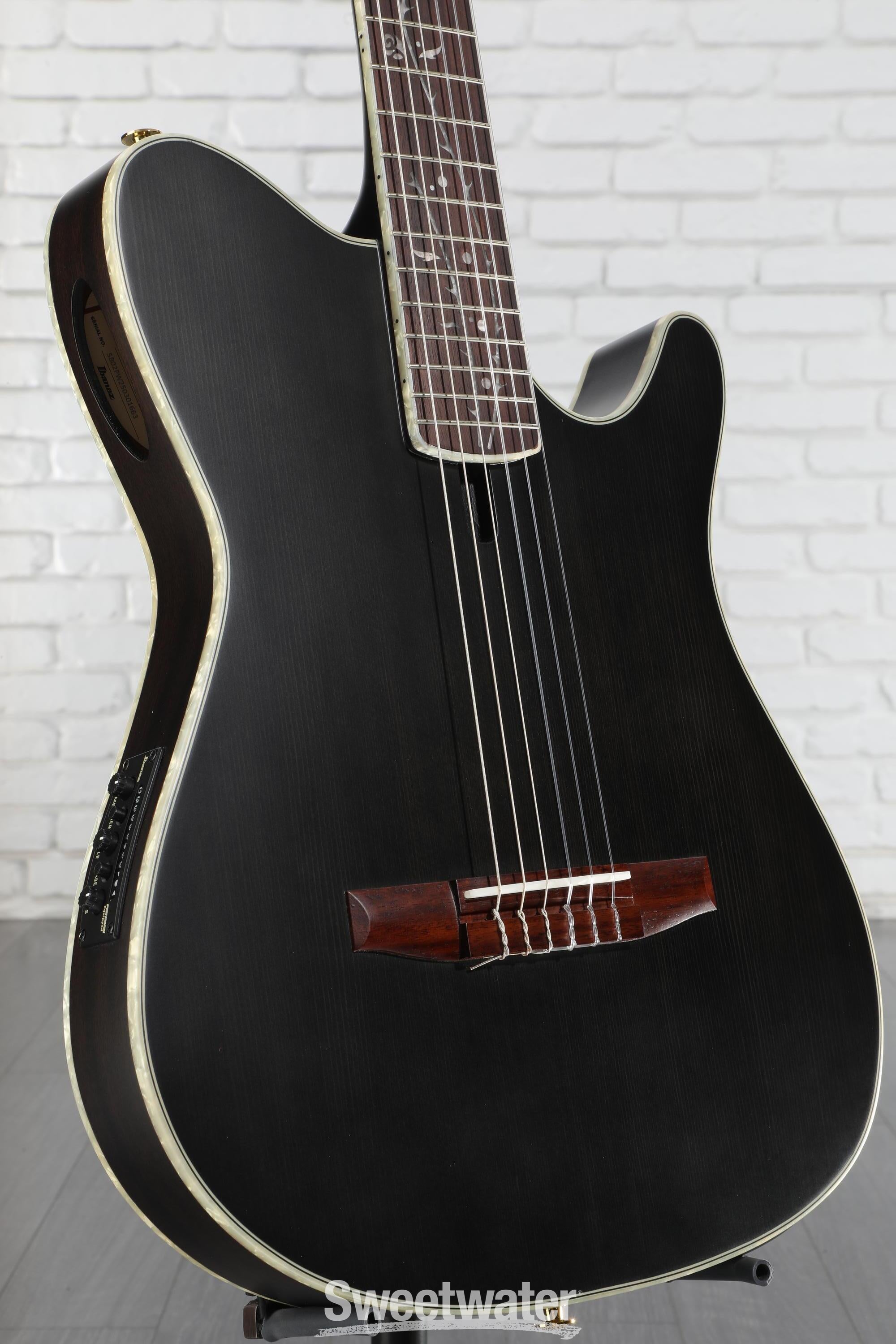 Ibanez TOD10N（Tim Henson シグネチャー / ナイロン） Ibanez TOD10N Tim Henson Signature Nylon Acoustic-Electric