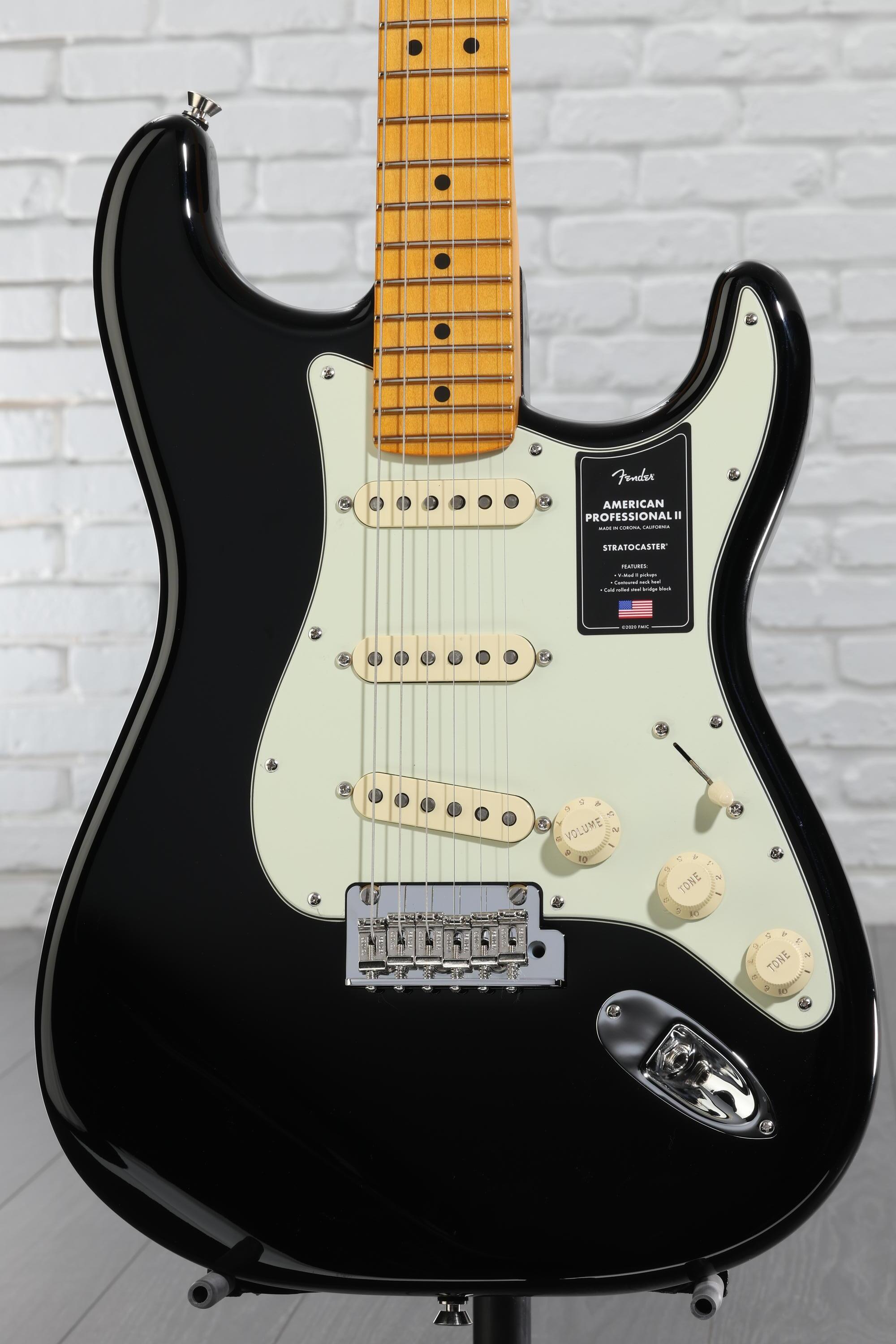 Fender American Professional II Stratocaster - Black with Maple