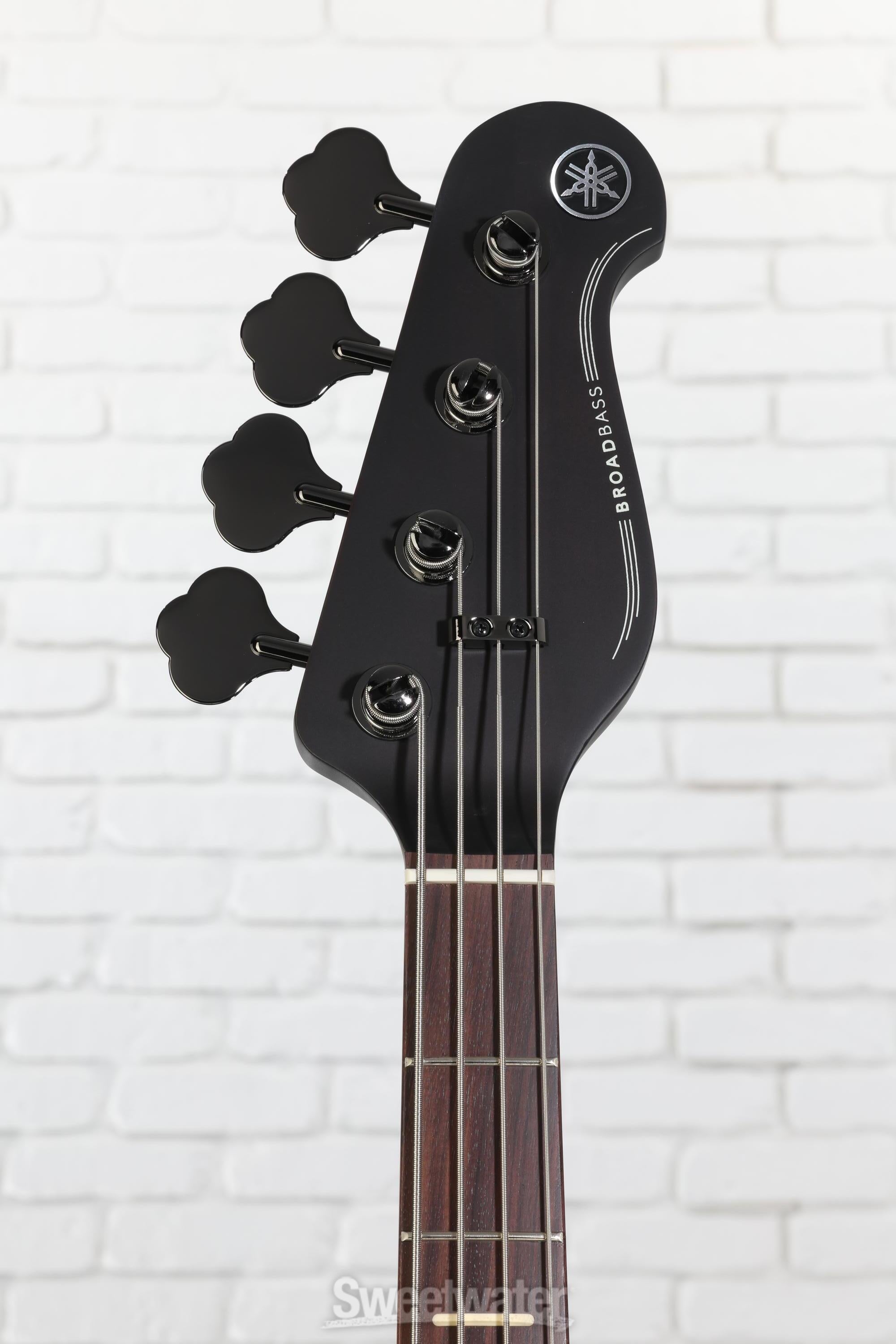 Yamaha BB734A 4-string Bass Guitar - Translucent Matte Black