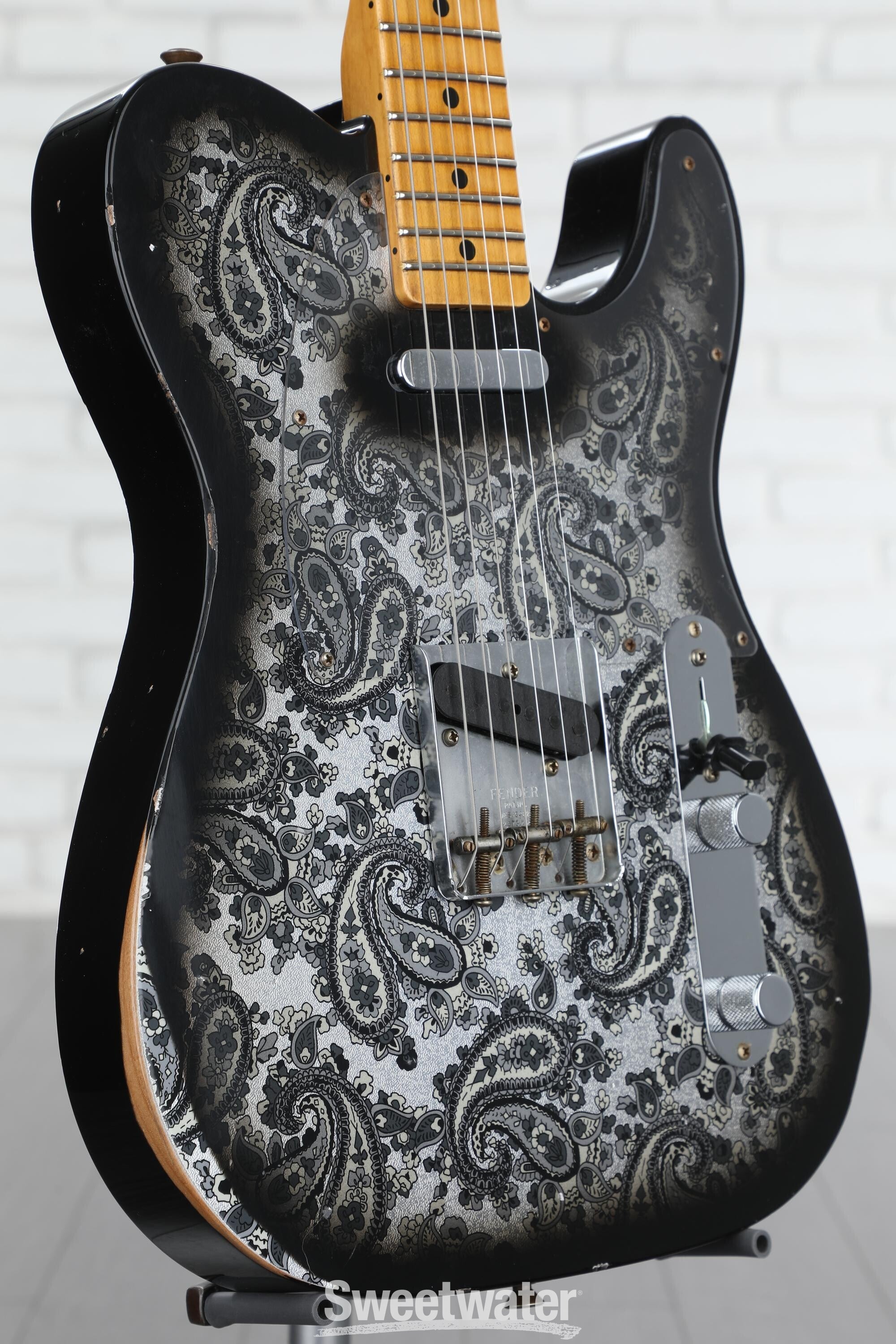 Fender Custom Shop Limited-edition '68 Telecaster Relic - Black Paisley