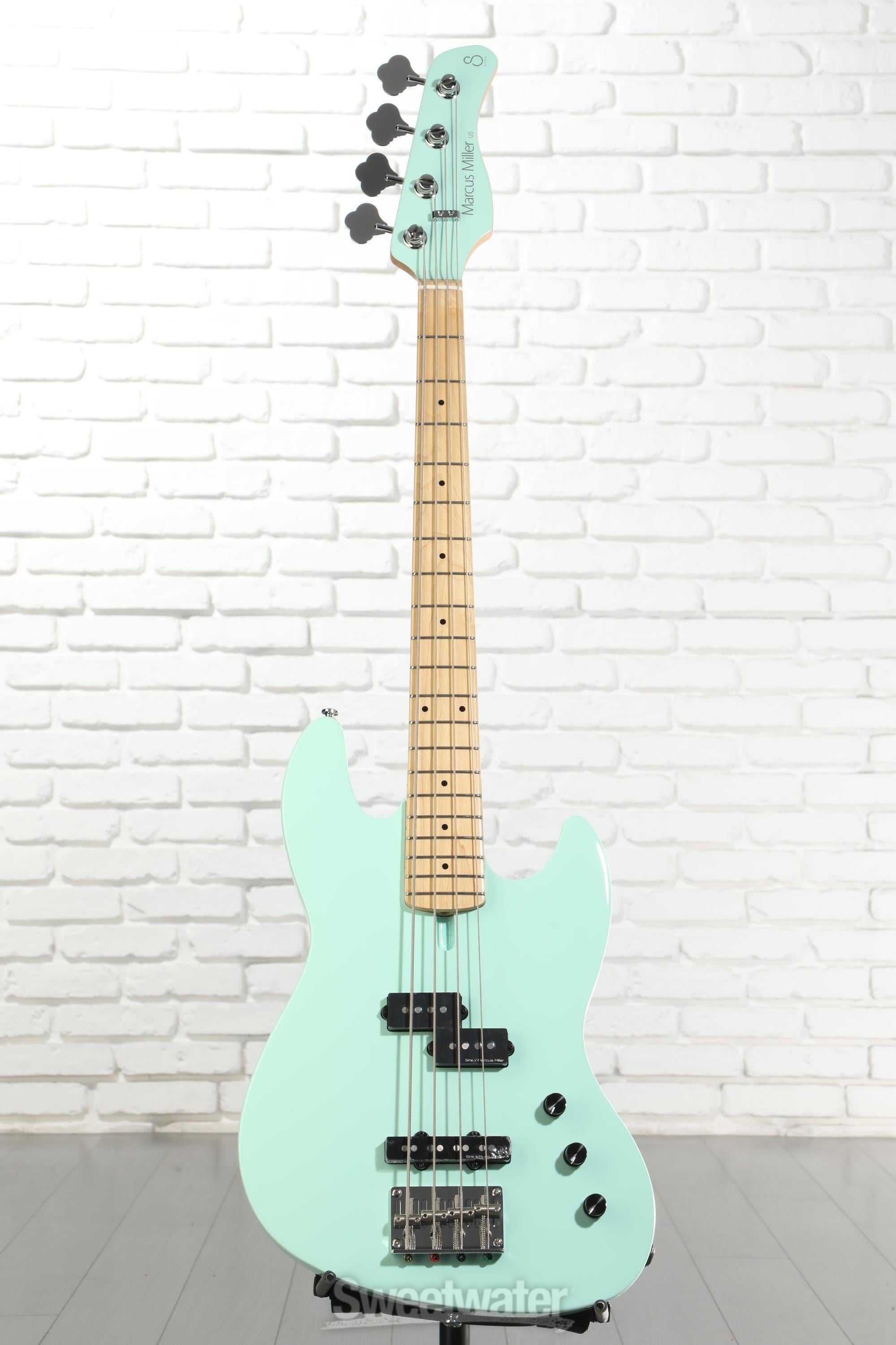 Sire U5 Alder-4 Mint エレキベース PJ ショートスケール Sire Marcus Miller U5 Alder 4-string Bass Guitar - Mint | Sweetwater