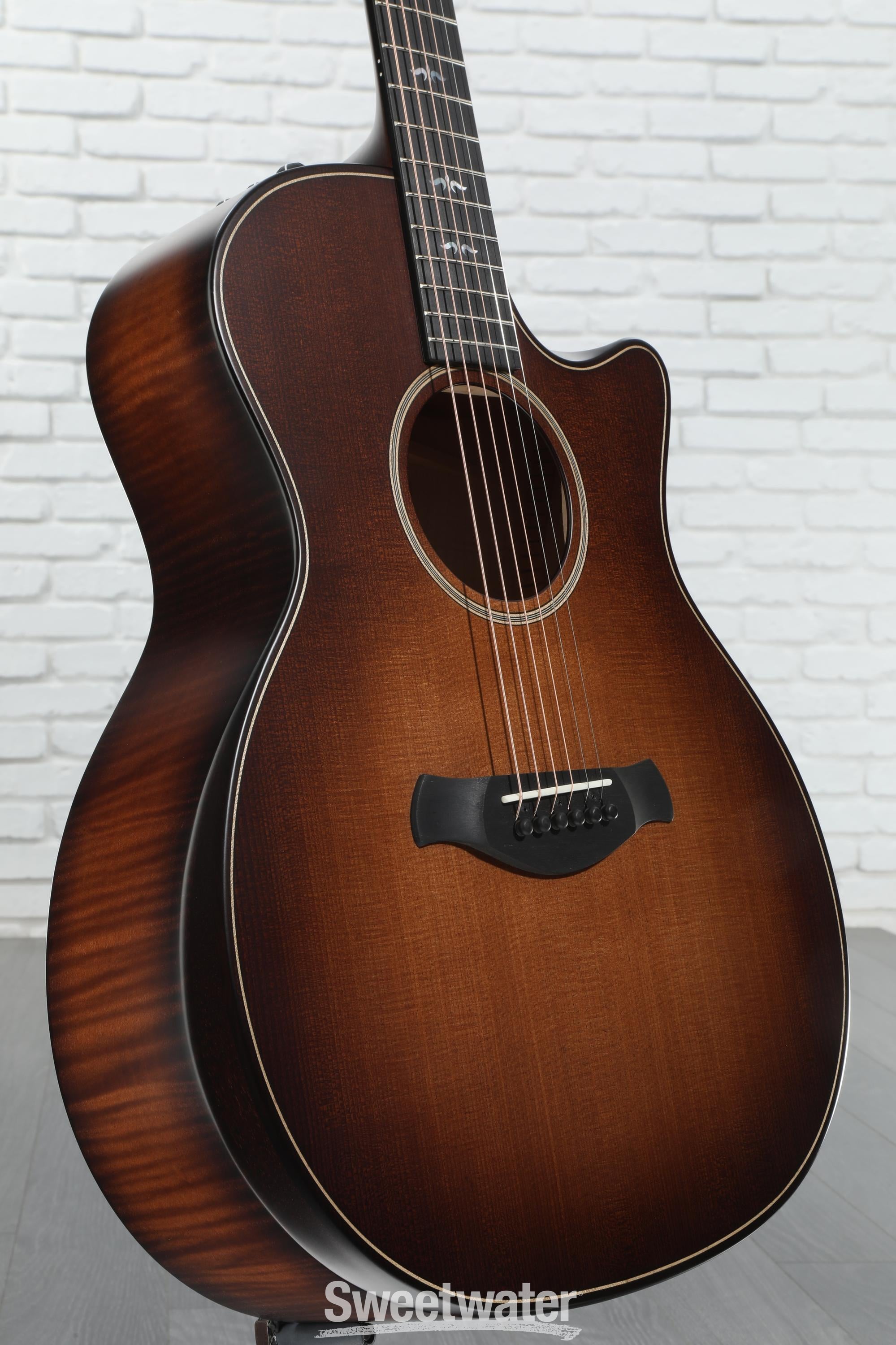 Taylor 614ce Builder's Edition Acoustic-electric Guitar Taylor 614ce Builder's Edition Acoustic-electric Guitar