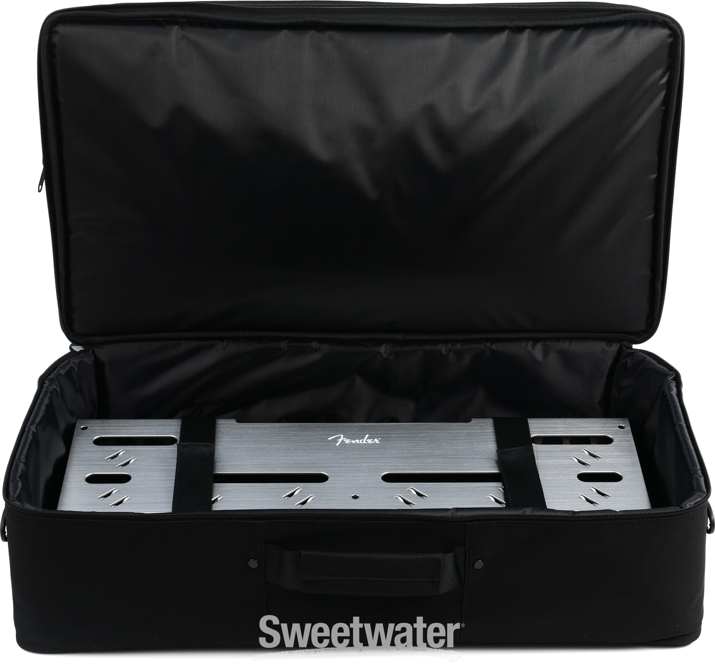 Fender Professional Pedalboard with Bag - Medium | Sweetwater