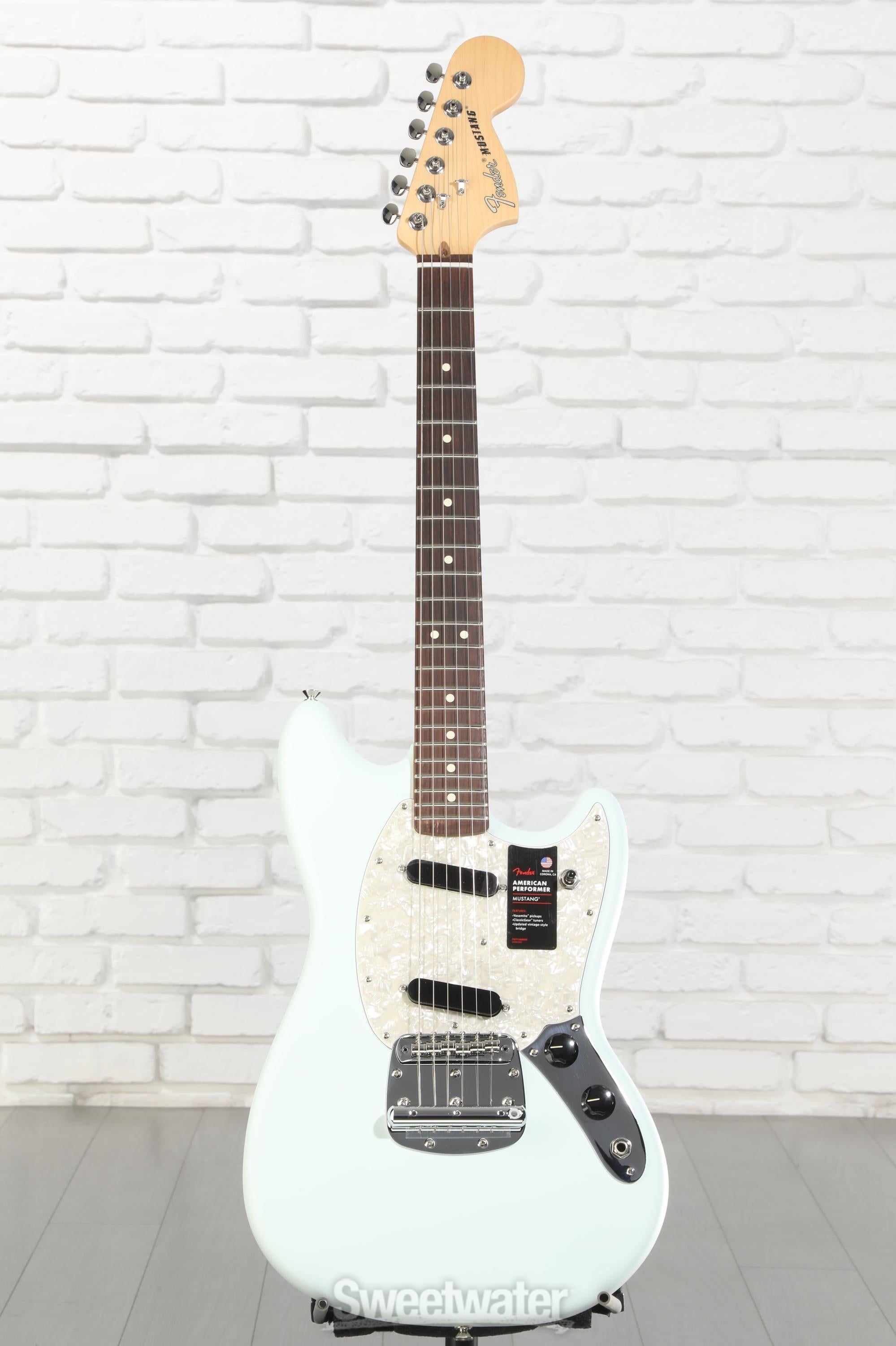 ギター Fender USA American Performer Mustang Fender American Performer Mustang - Satin Sonic Blue with Rosewood