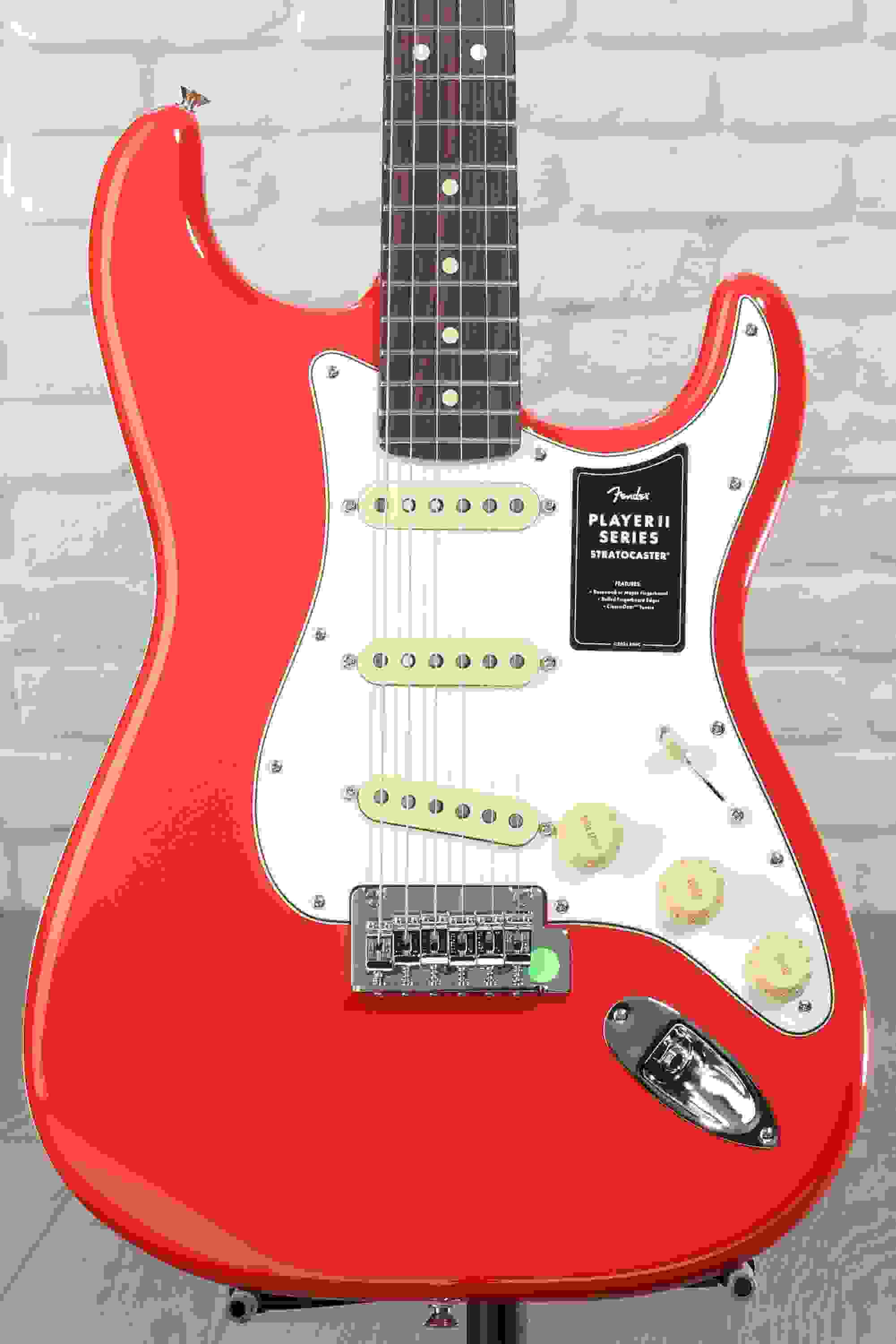 Fender Player II Stratocaster Electric Guitar - Coral Red with Rosewood Fingerboard