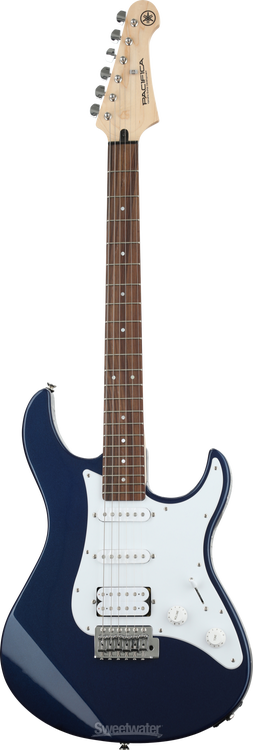 Yamaha PAC012 Pacifica Electric Guitar - Metallic Blue Yamaha PAC012 Pacifica Electric Guitar - Metallic Blue