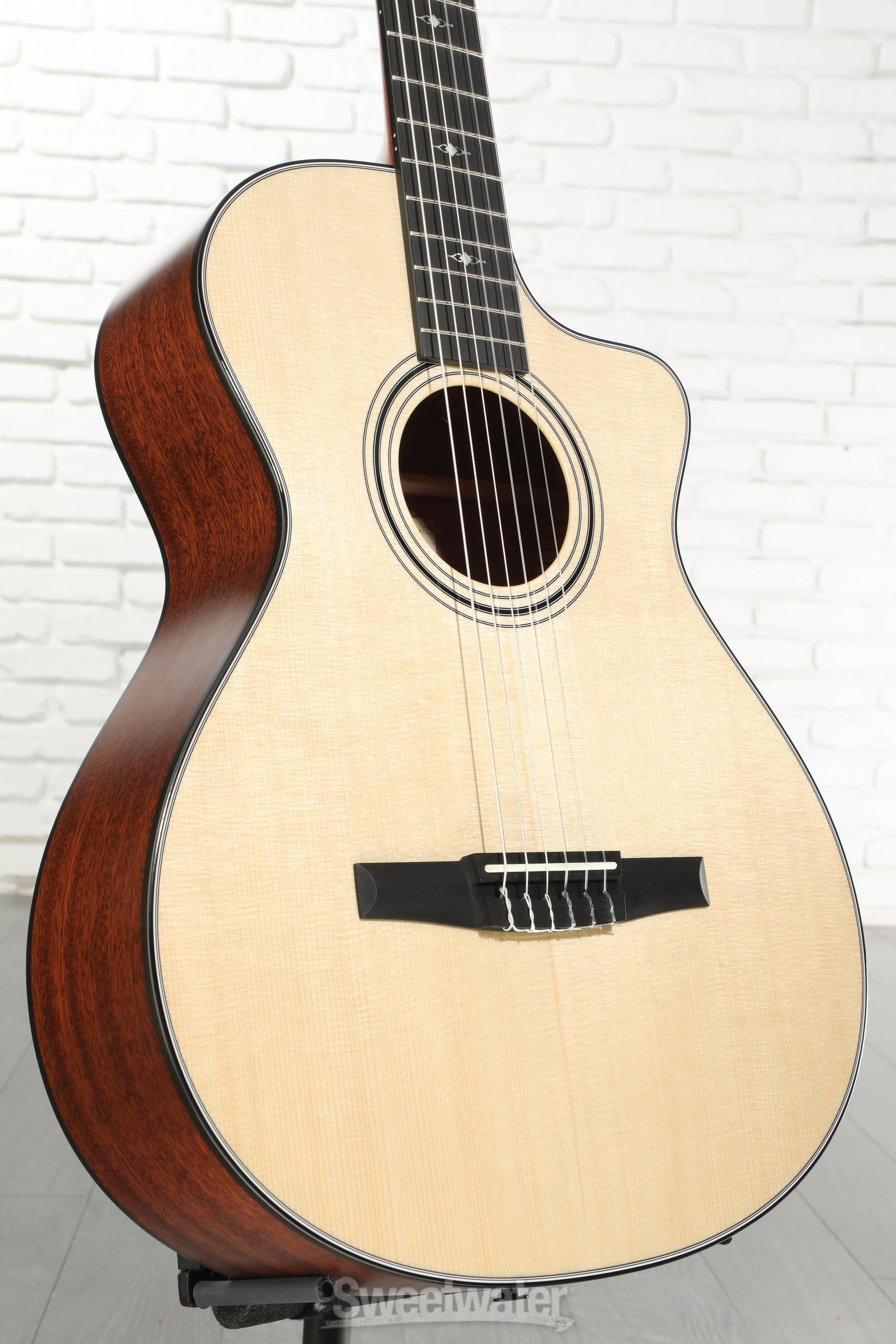 Taylor 312ce-N Nylon Acoustic-electric Guitar - Natural Sitka