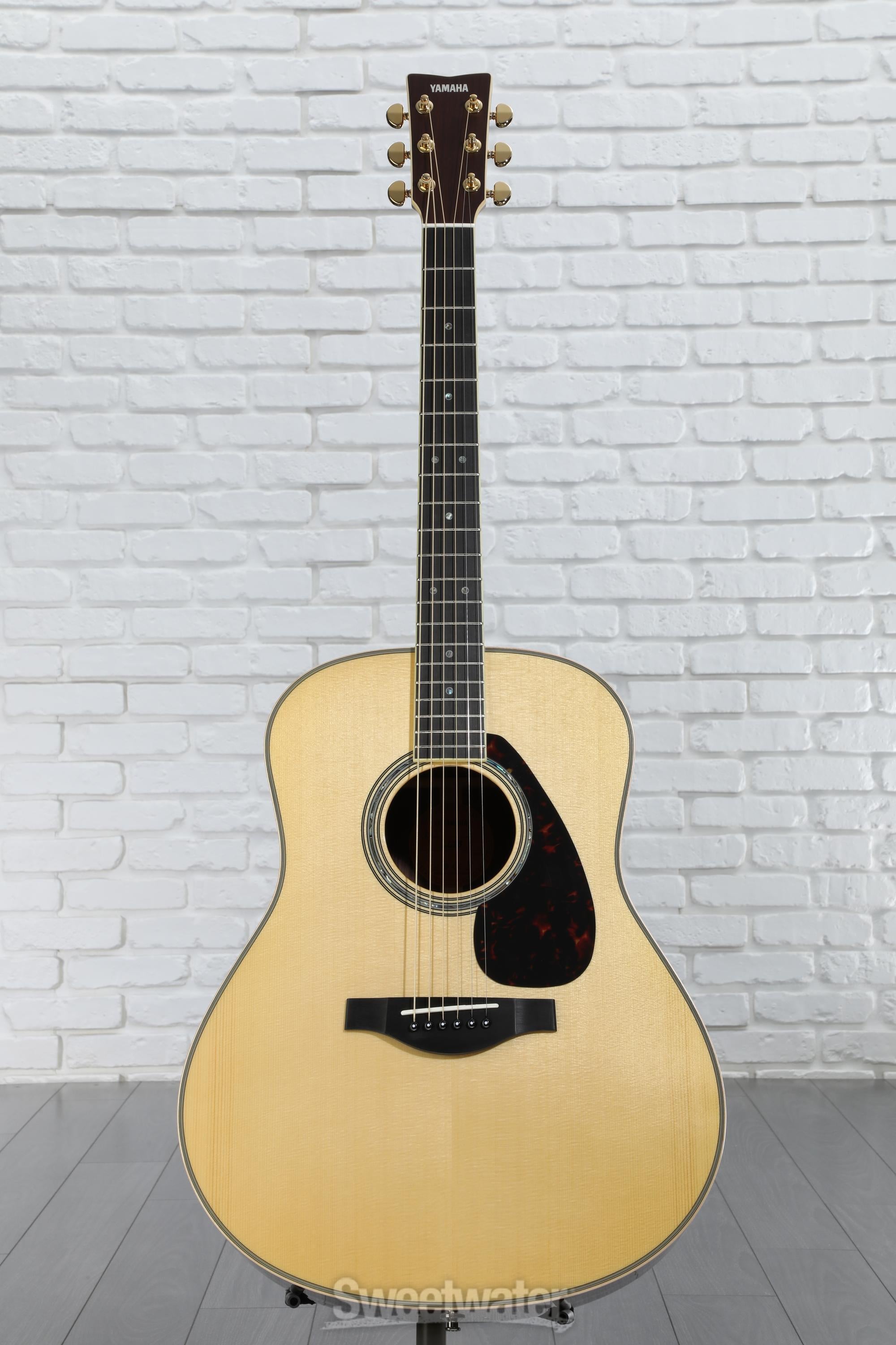 Yamaha LL16 ARE Original Jumbo Acoustic-electric Guitar
