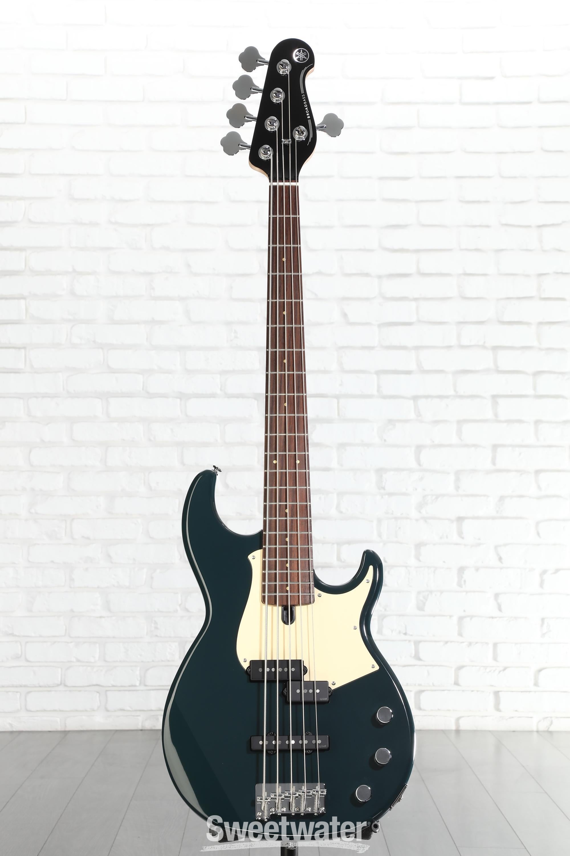 Yamaha BB435 5-string Bass Guitar - Teal Blue | Sweetwater