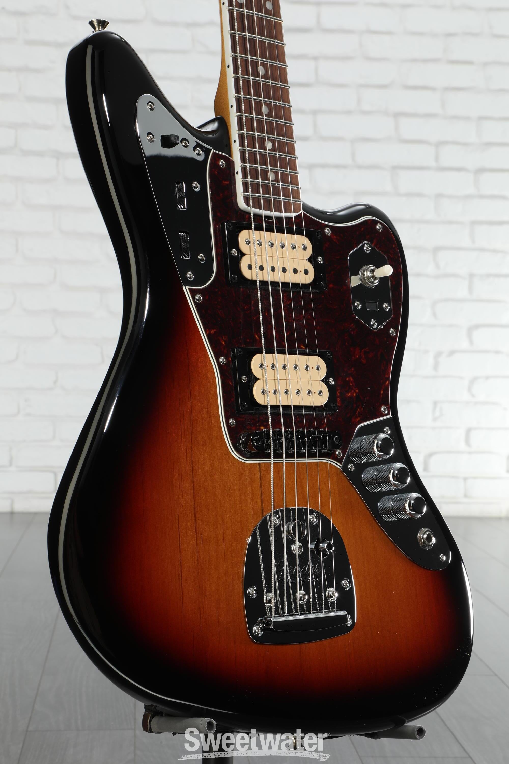 ギター FENDER  Cobain Jaguar NOS Fender Kurt Cobain Signature Jaguar NOS 3-Color Sunburst (SN