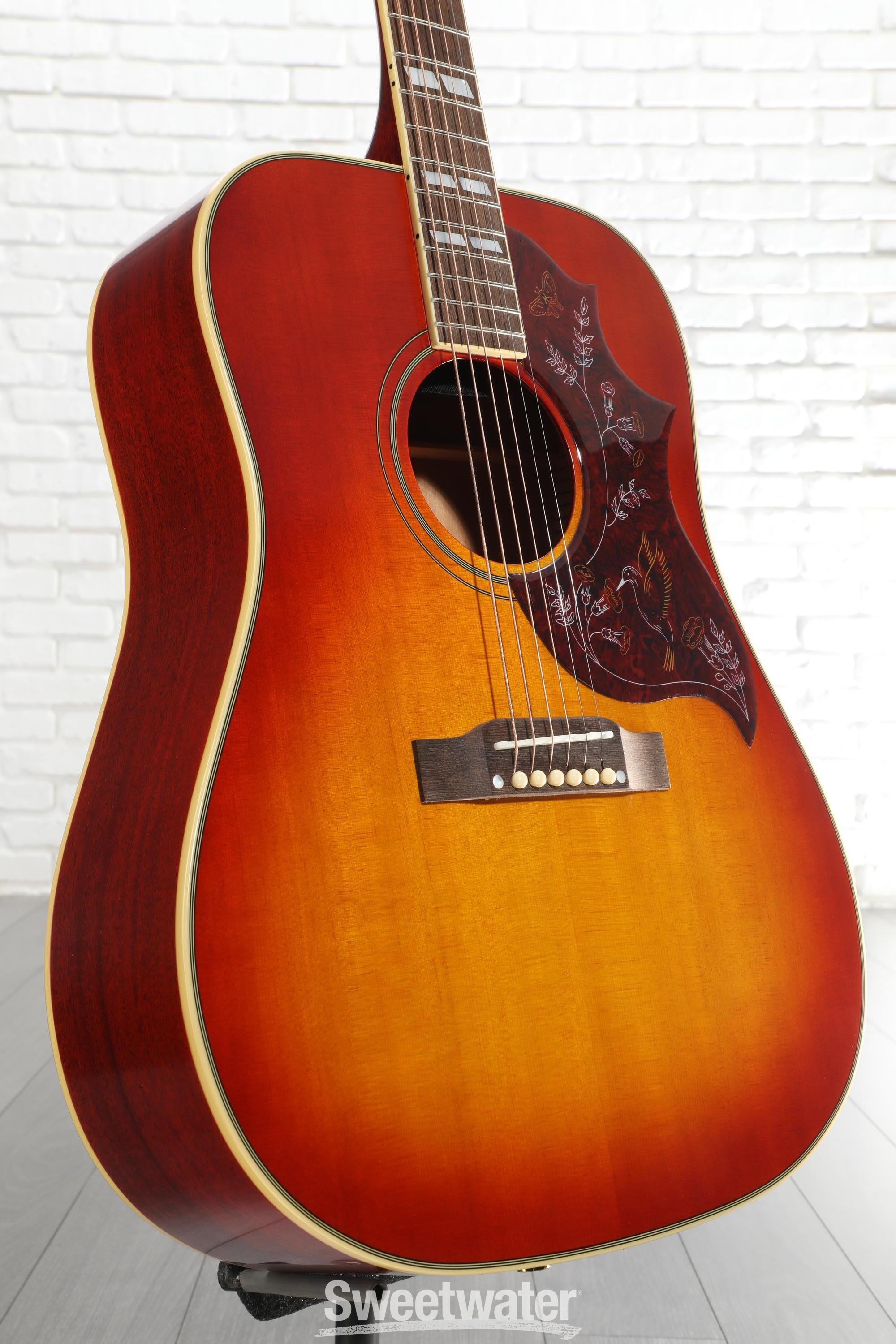 Epiphone Hummingbird Acoustic Guitar - Aged Cherry Sunburst Gloss