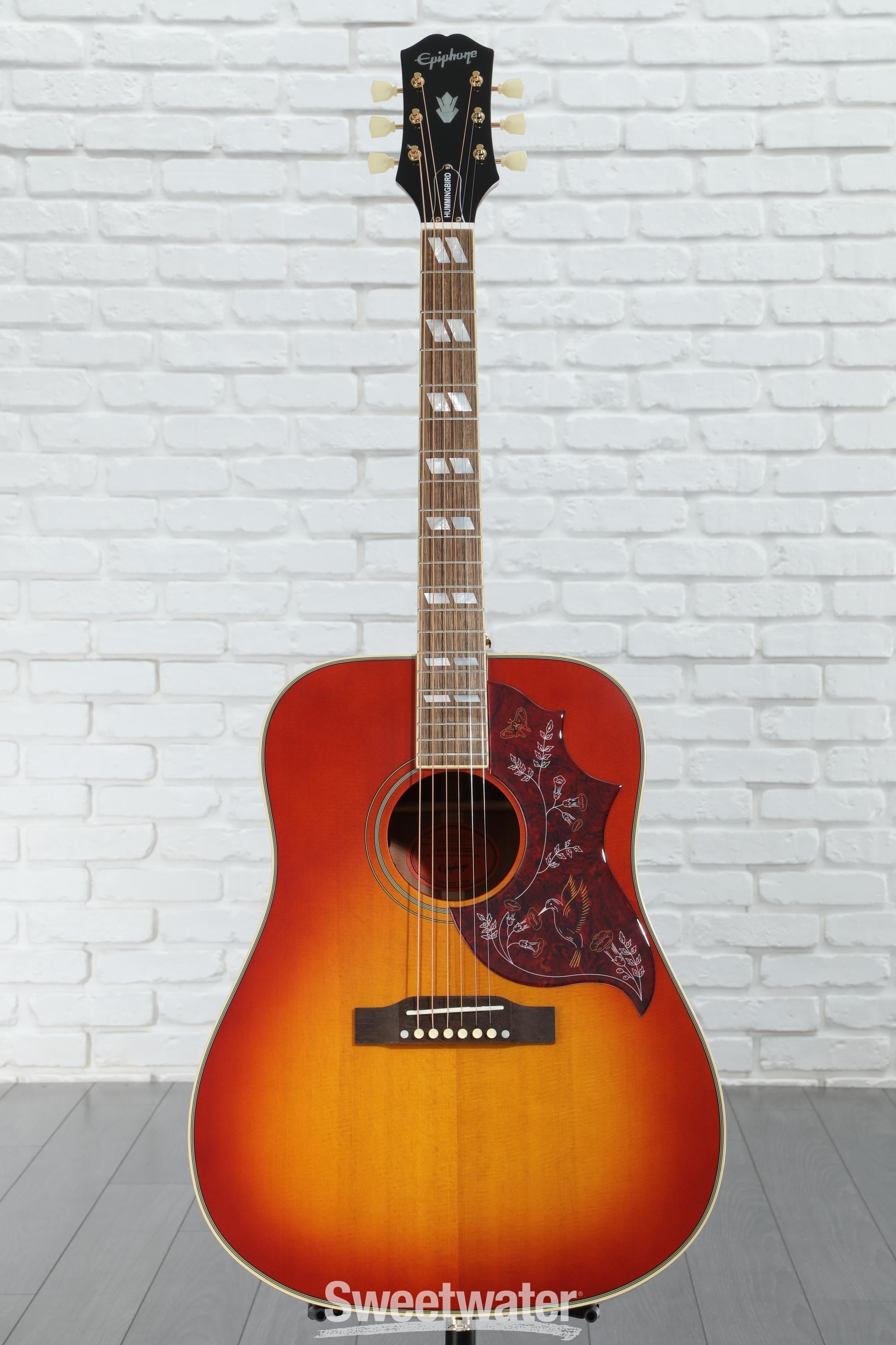Epiphone Hummingbird Acoustic Guitar - Aged Cherry Sunburst