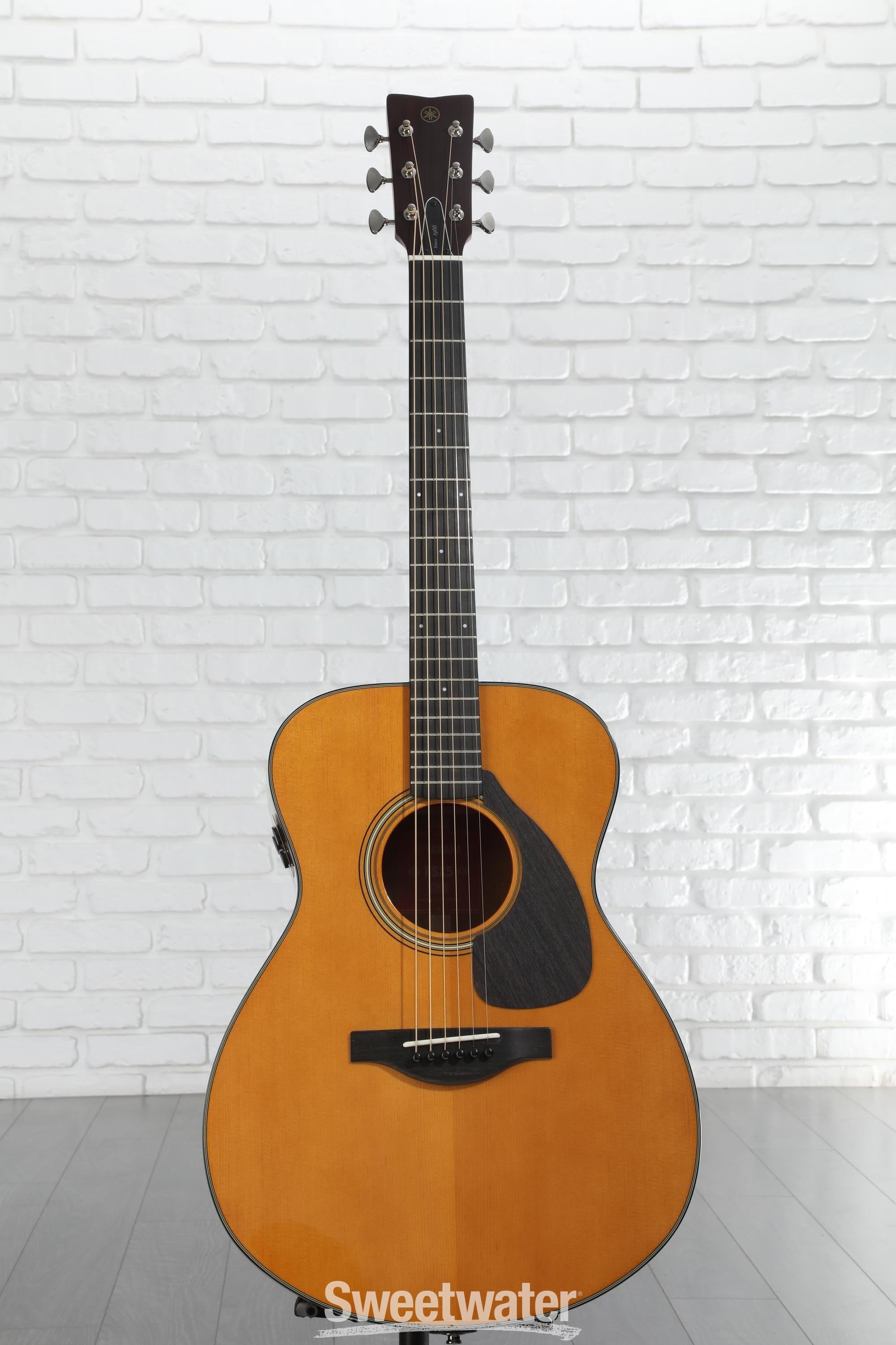 Yamaha FSX5 Red Label Acoustic-electric Guitar - Natural