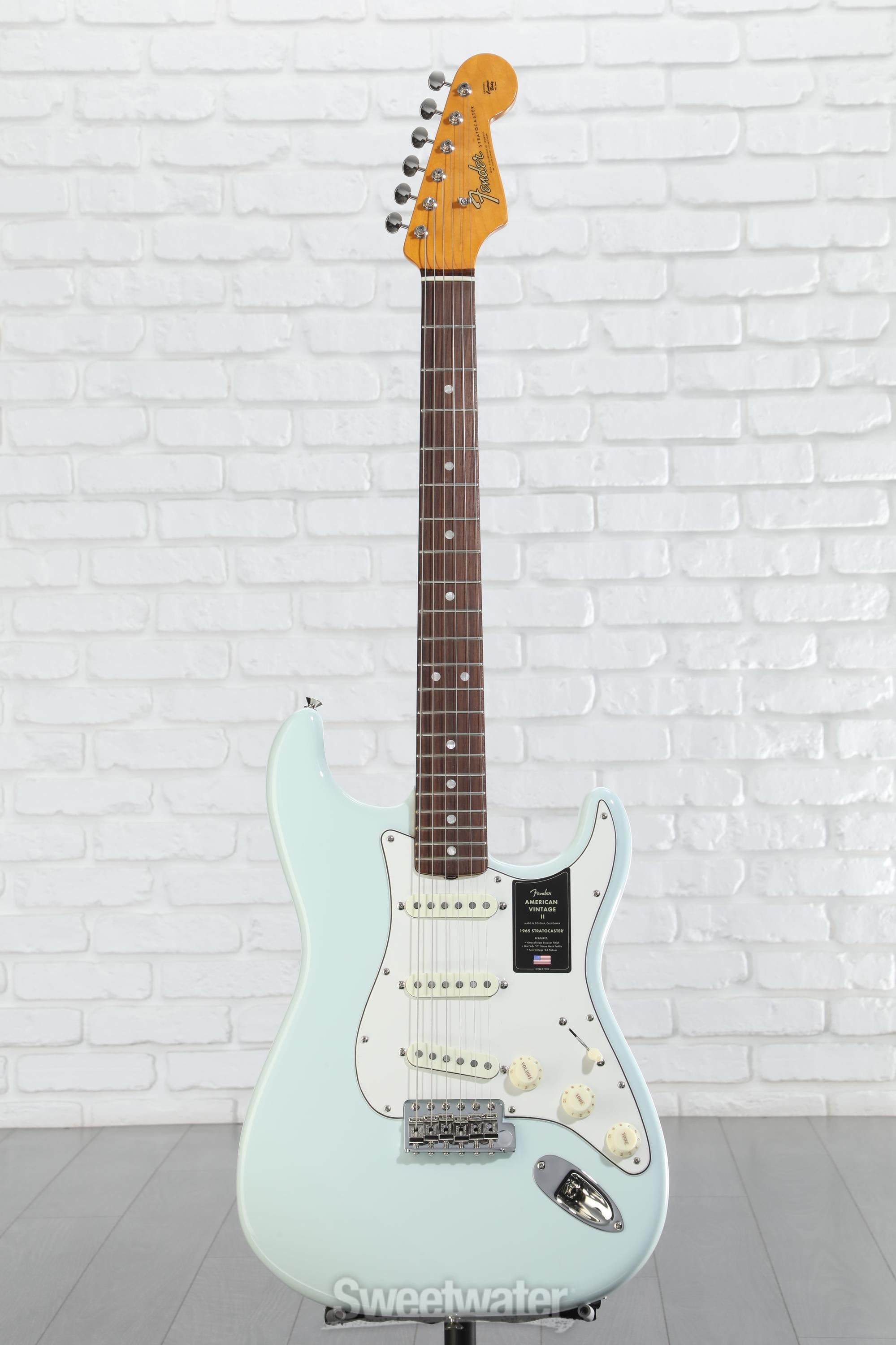 Fender New American Vintage 1965ストラト Exploring the 1965 Stratocaster | American Vintage II