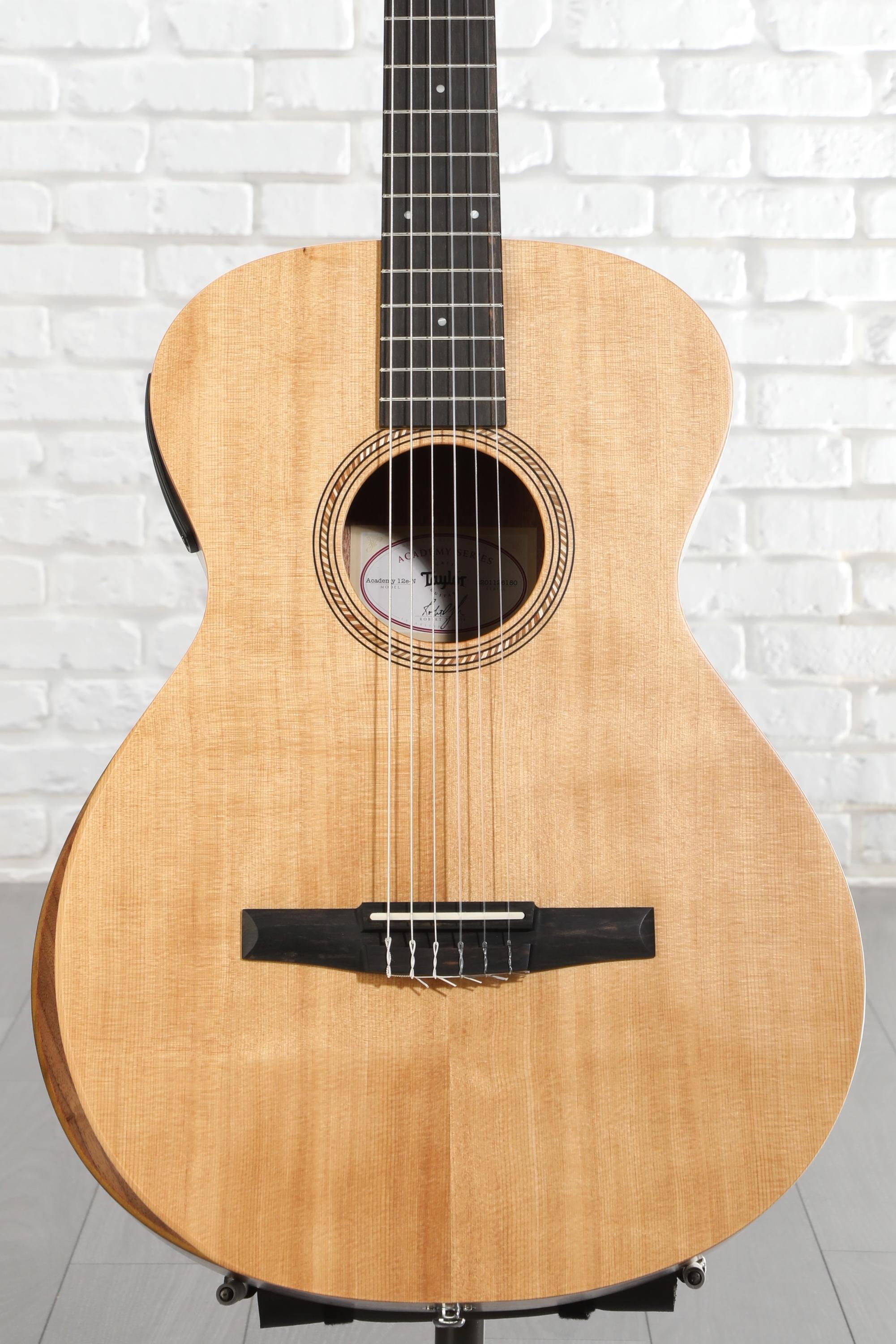 Taylor Academy 12e-N Nylon-string Acoustic-electric Guitar
