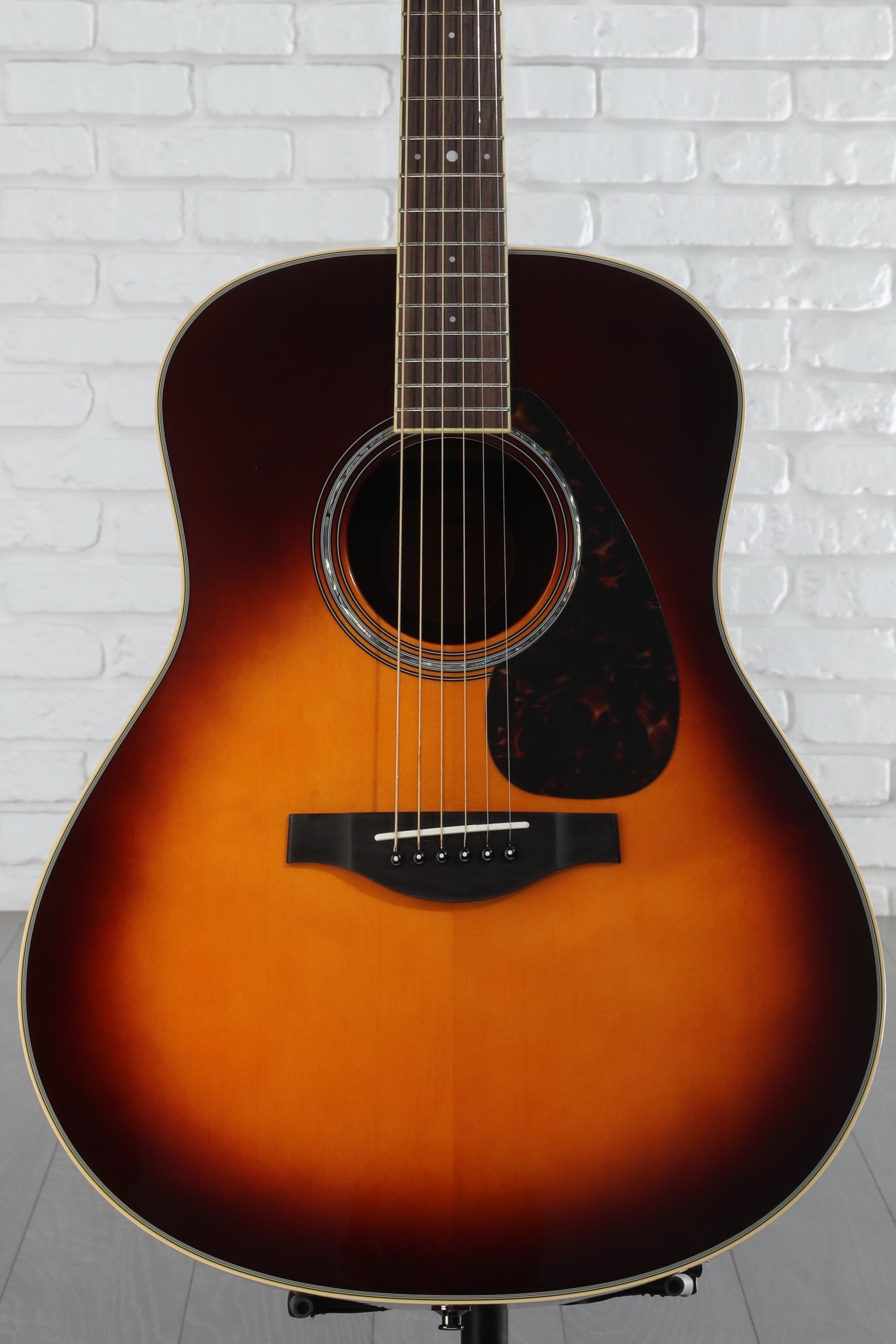 YAMAHA　LL6 ARE BS Yamaha LL6 ARE Original Jumbo Acoustic Guitar - Brown