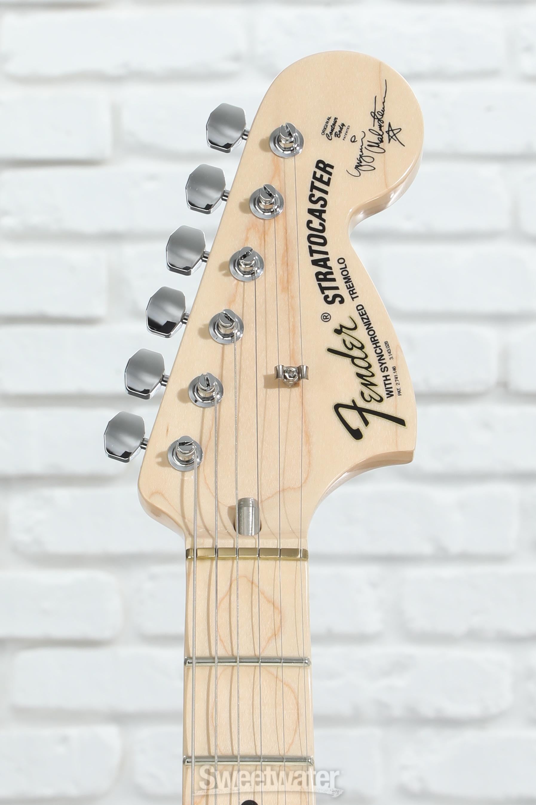Fender Yngwie Malmsteen Stratocaster Electric Guitar