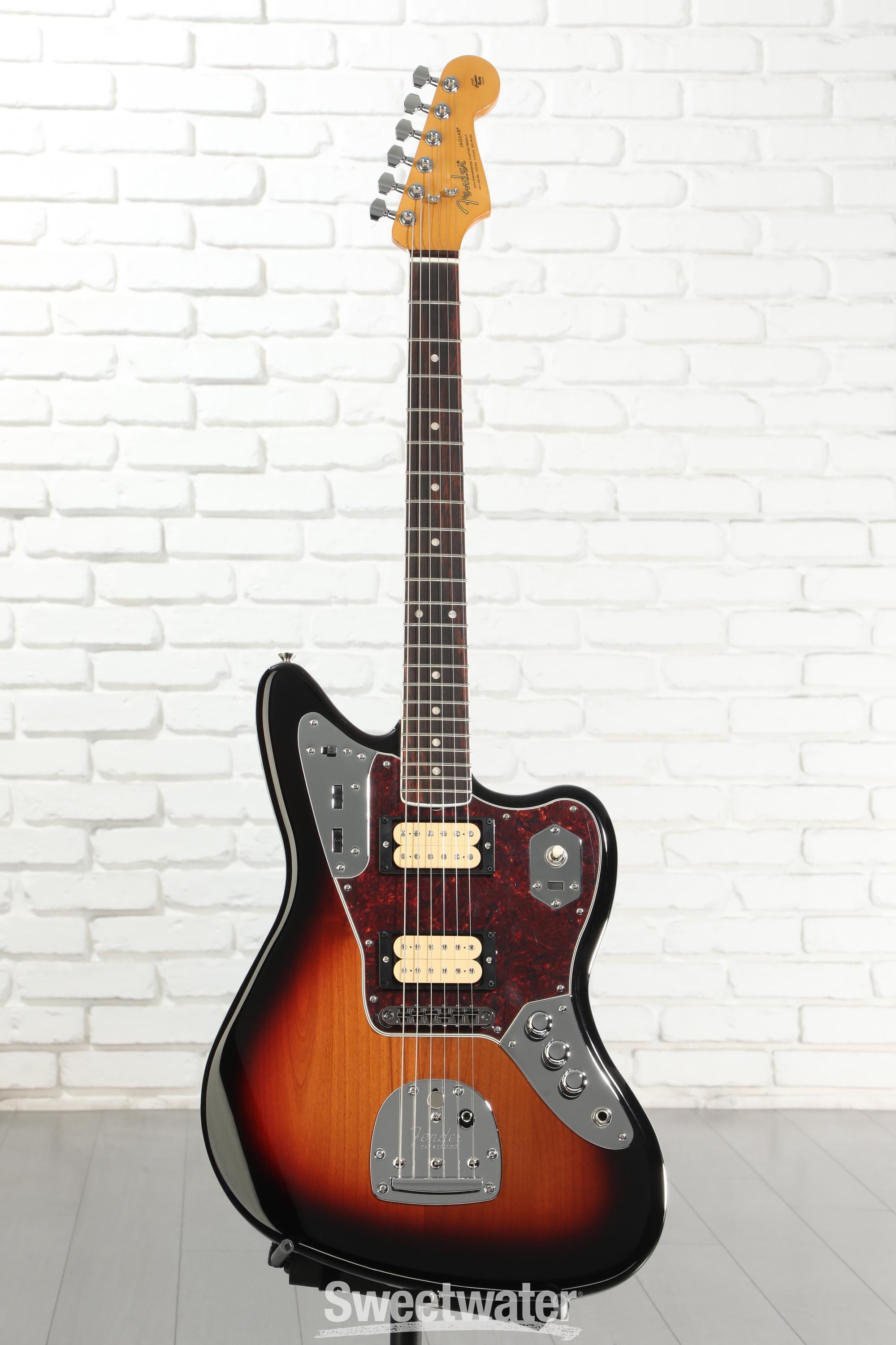 Fender Kurt Cobain Jaguar Electric Guitar - 3-Tone Sunburst