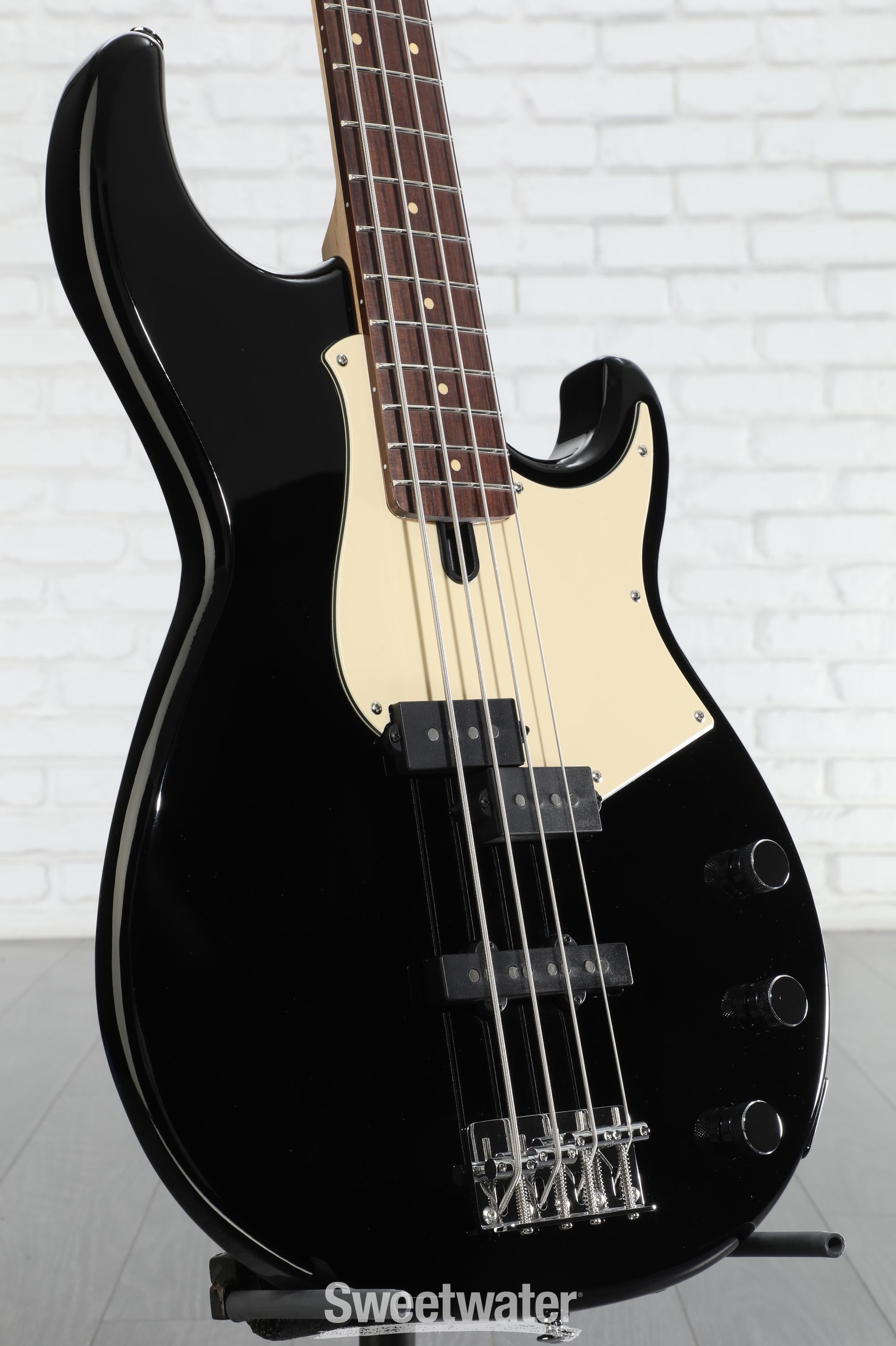 Yamaha BB434 4-string Bass Guitar - Black | Sweetwater