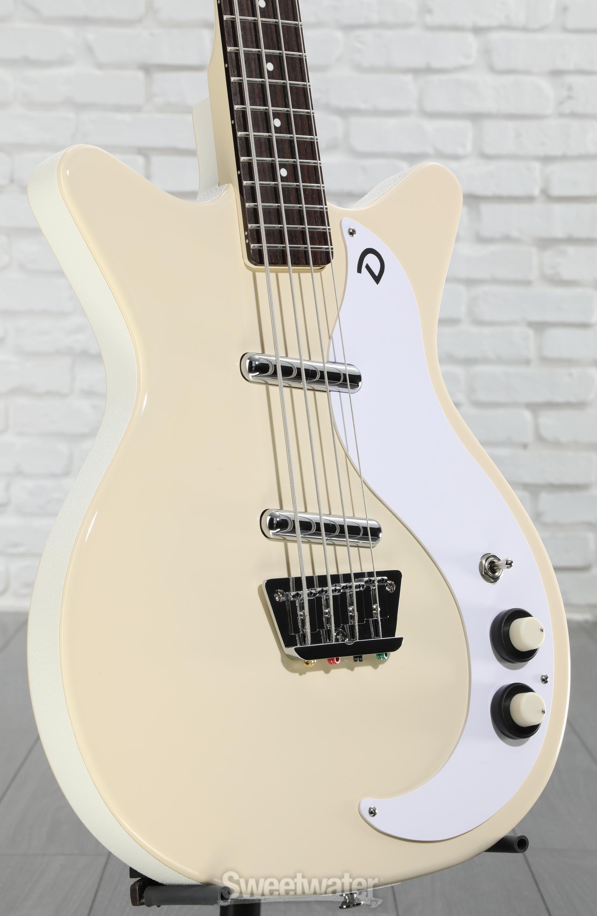 Danelectro '59DC Short Scale Bass Guitar - Vintage Cream