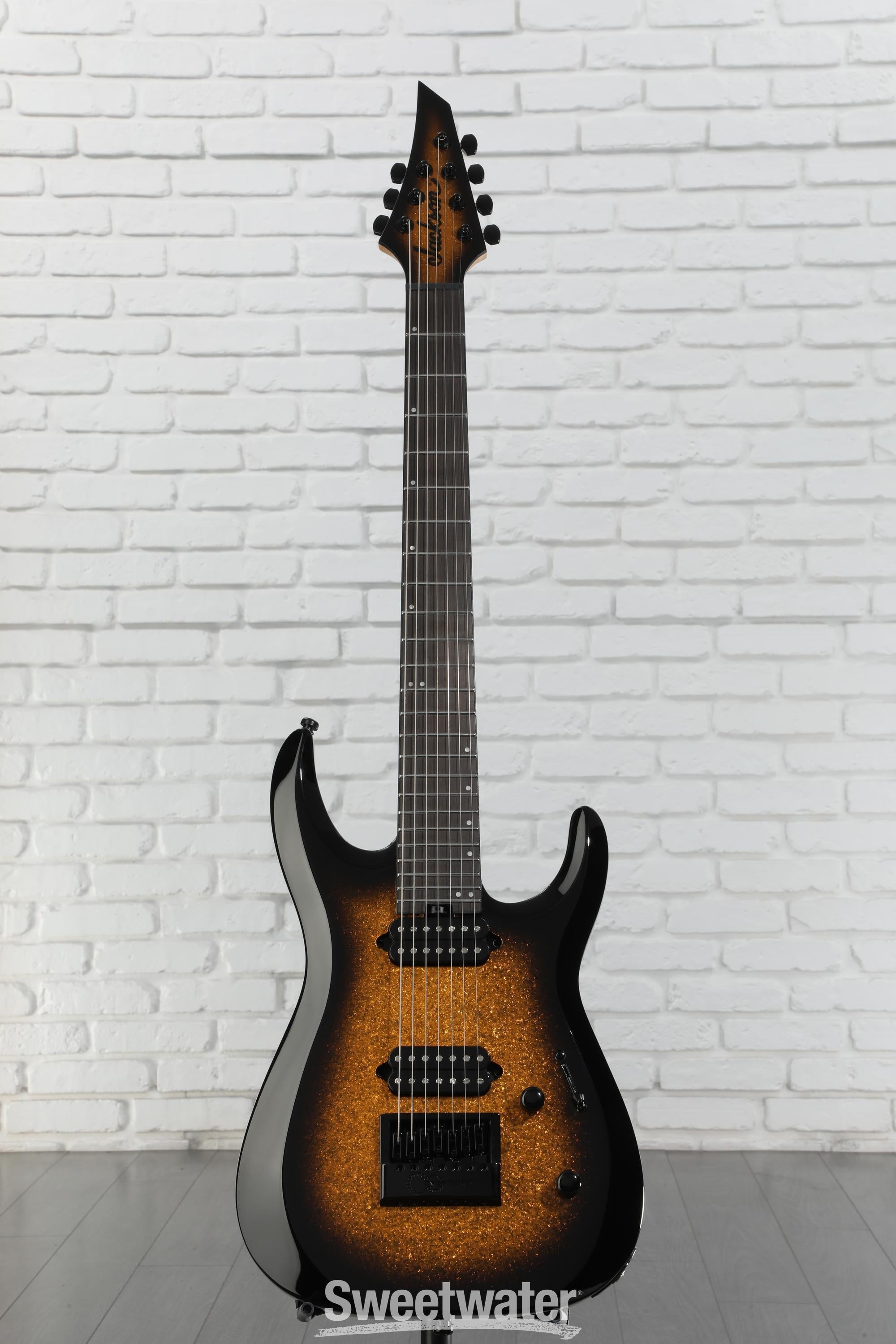 ギター Jackson Pro Plus Dinky Modern EverTune 7 Jackson Pro Plus Series DK Modern EverTune 7 • Gold Sparkle