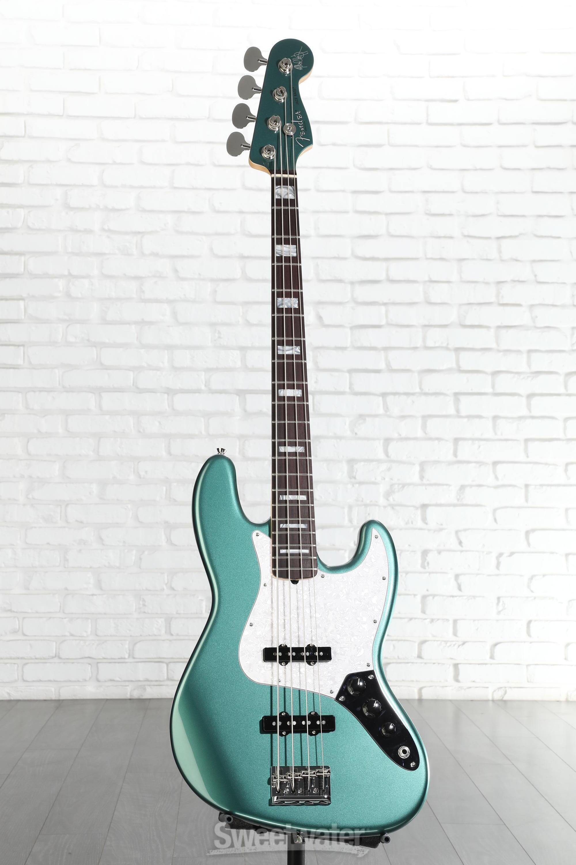 Fender Adam Clayton Jazz Bass - Sherwood Green Metallic Reviews