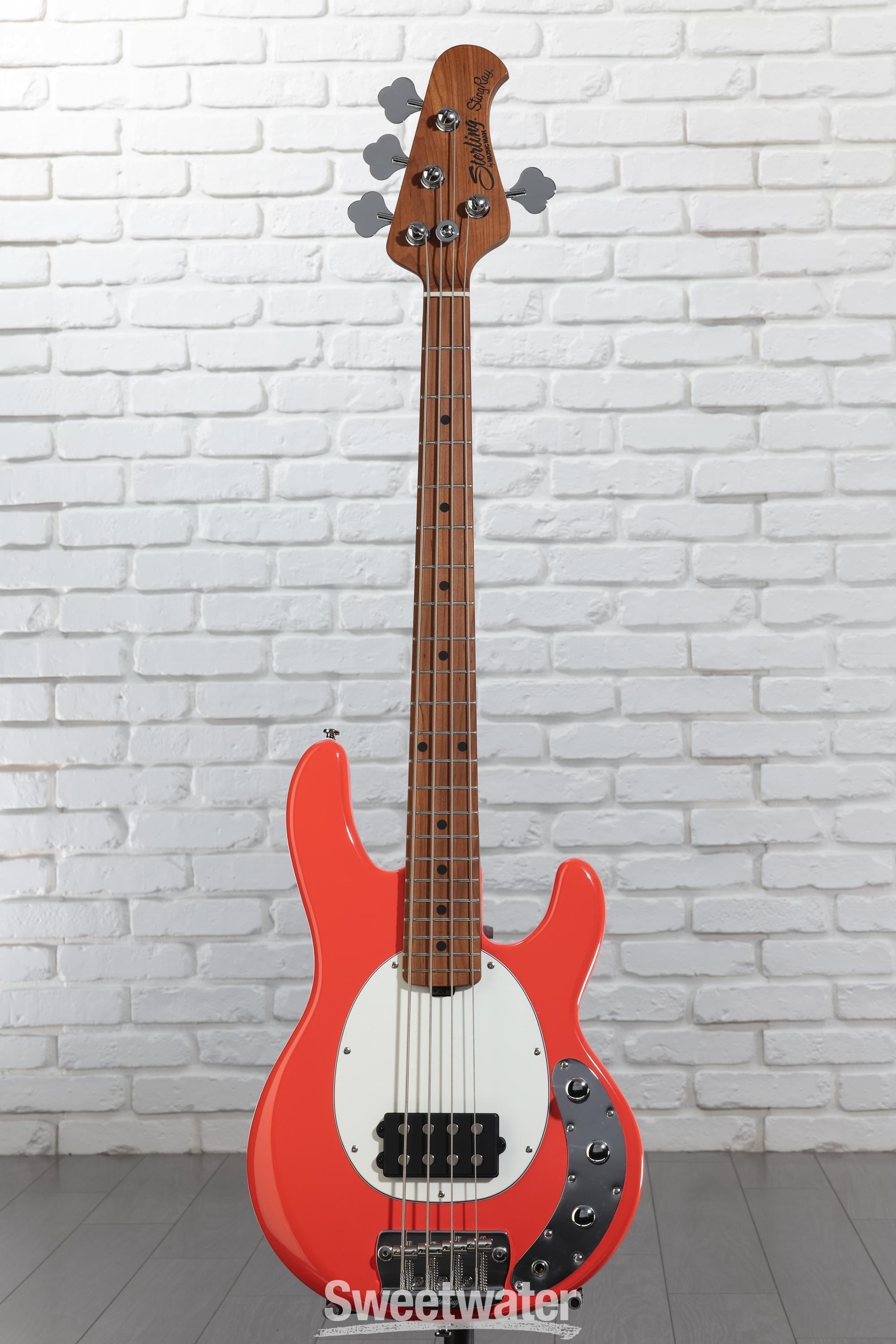 Sterling By Music Man StingRay RAYSS4 Short-scale Bass