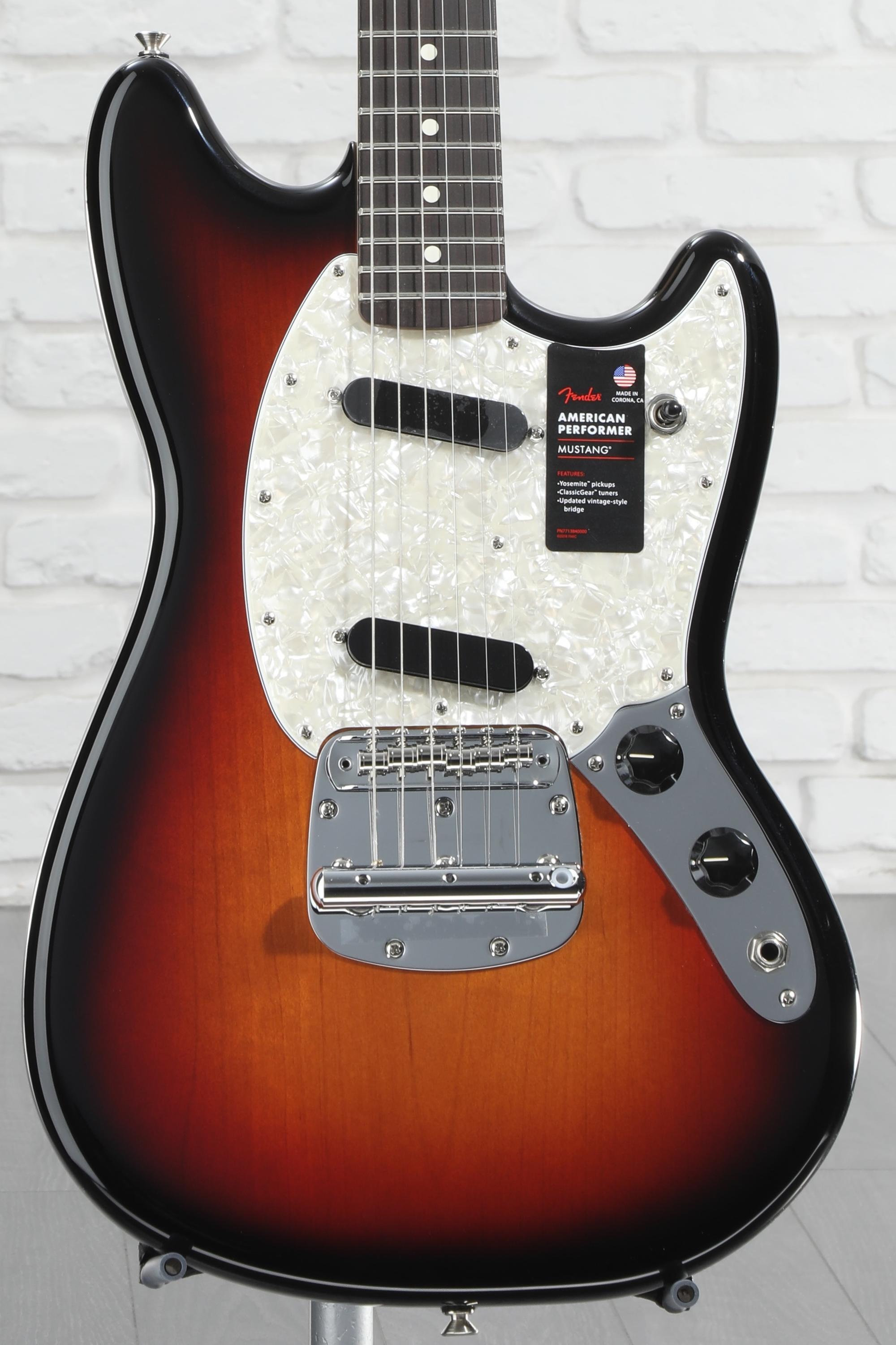 Fender American Performer Mustang - 3-Tone Sunburst with Rosewood  Fingerboard | Sweetwater