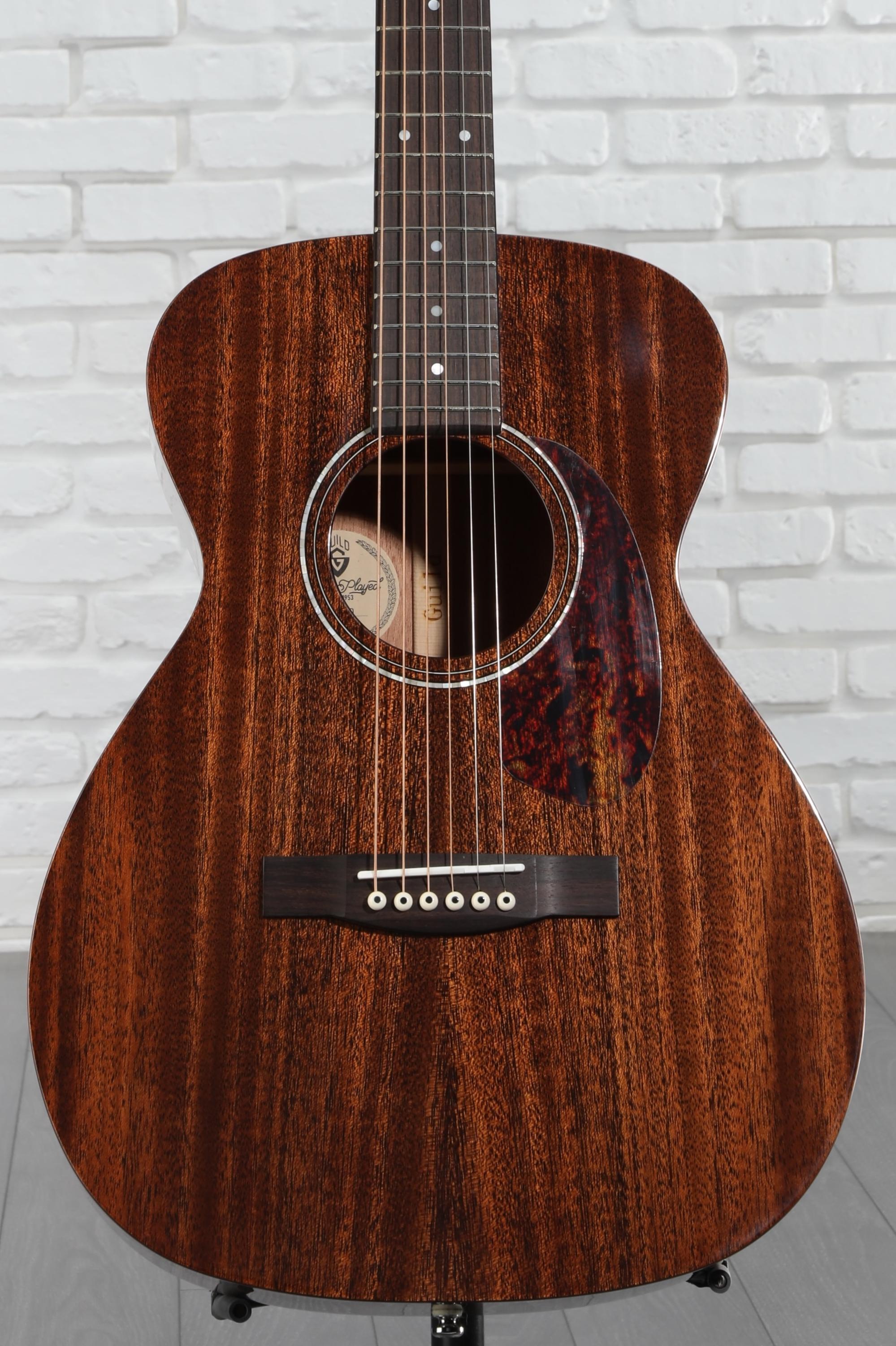 GUILD ギルド M-120 Guild M-120 Mahogany Concert Acoustic Guitar