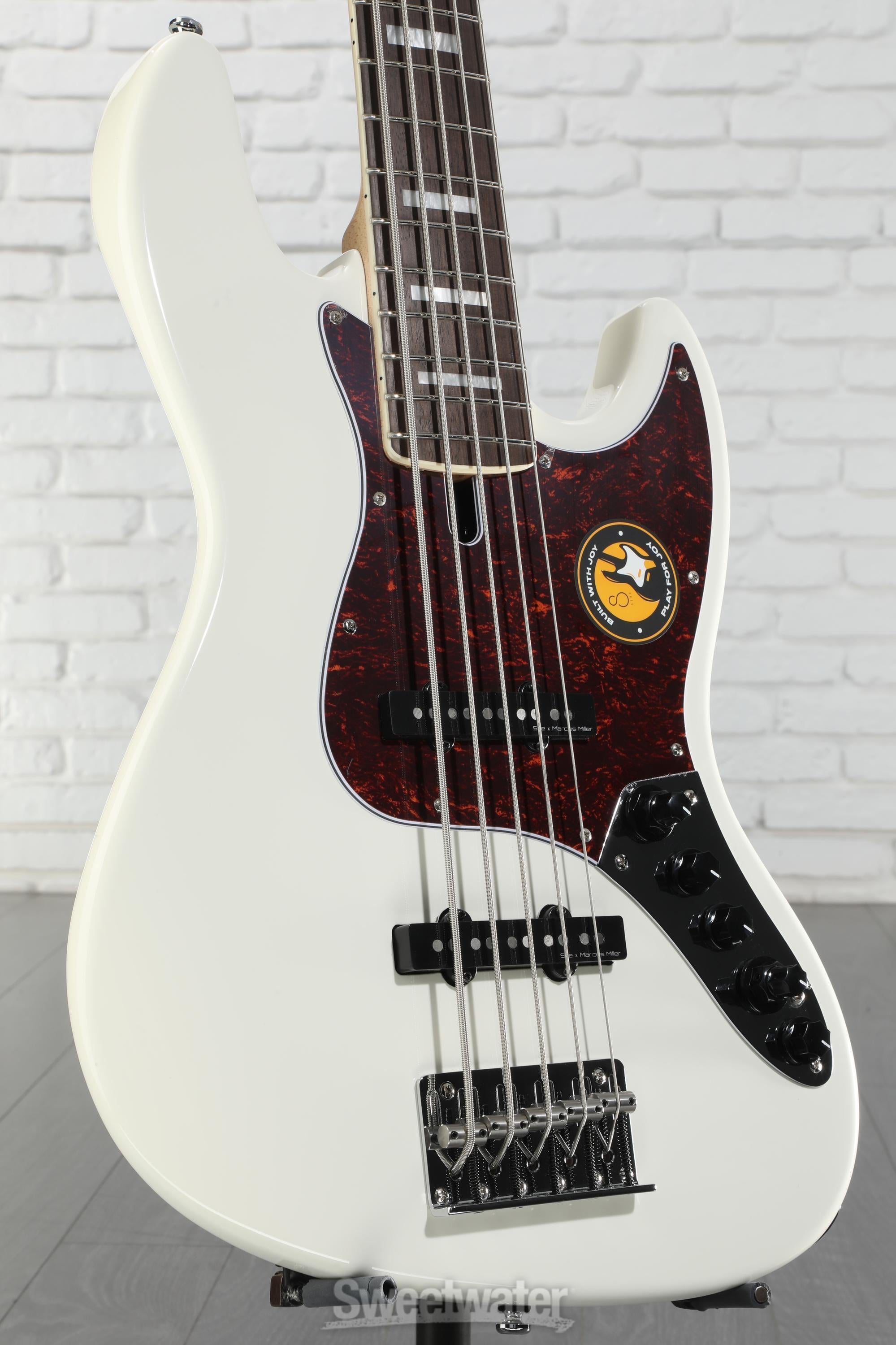 Sire Marcus Miller V7 Alder 5-string Bass Guitar - Antique