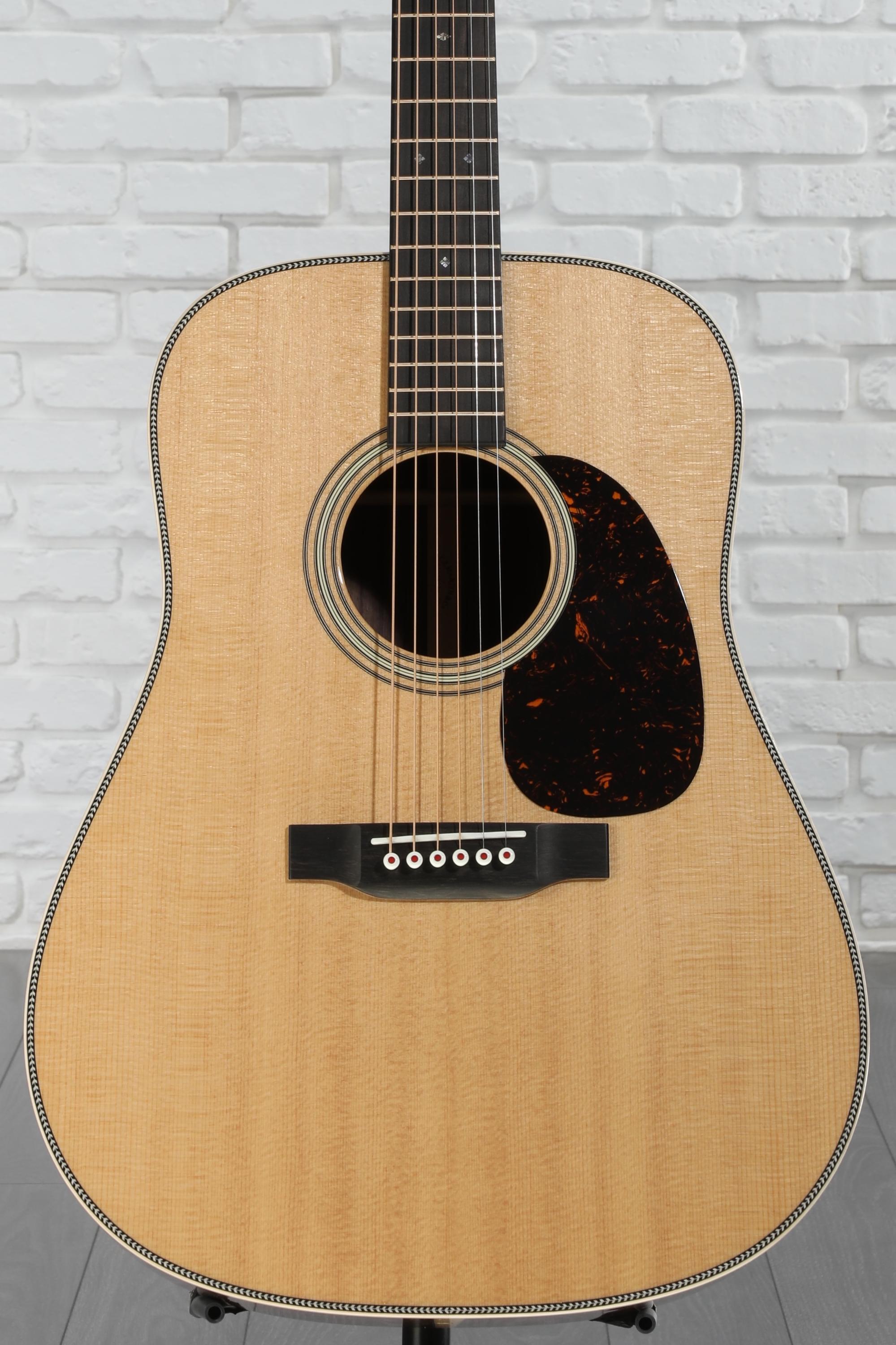 マーチン D-28 Martin D-28 Acoustic Guitar | Retired | Martin Guitar