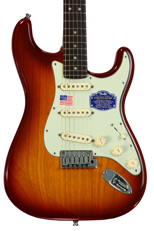 Fender American Deluxe Ash Stratocaster - Tobacco Sunburst