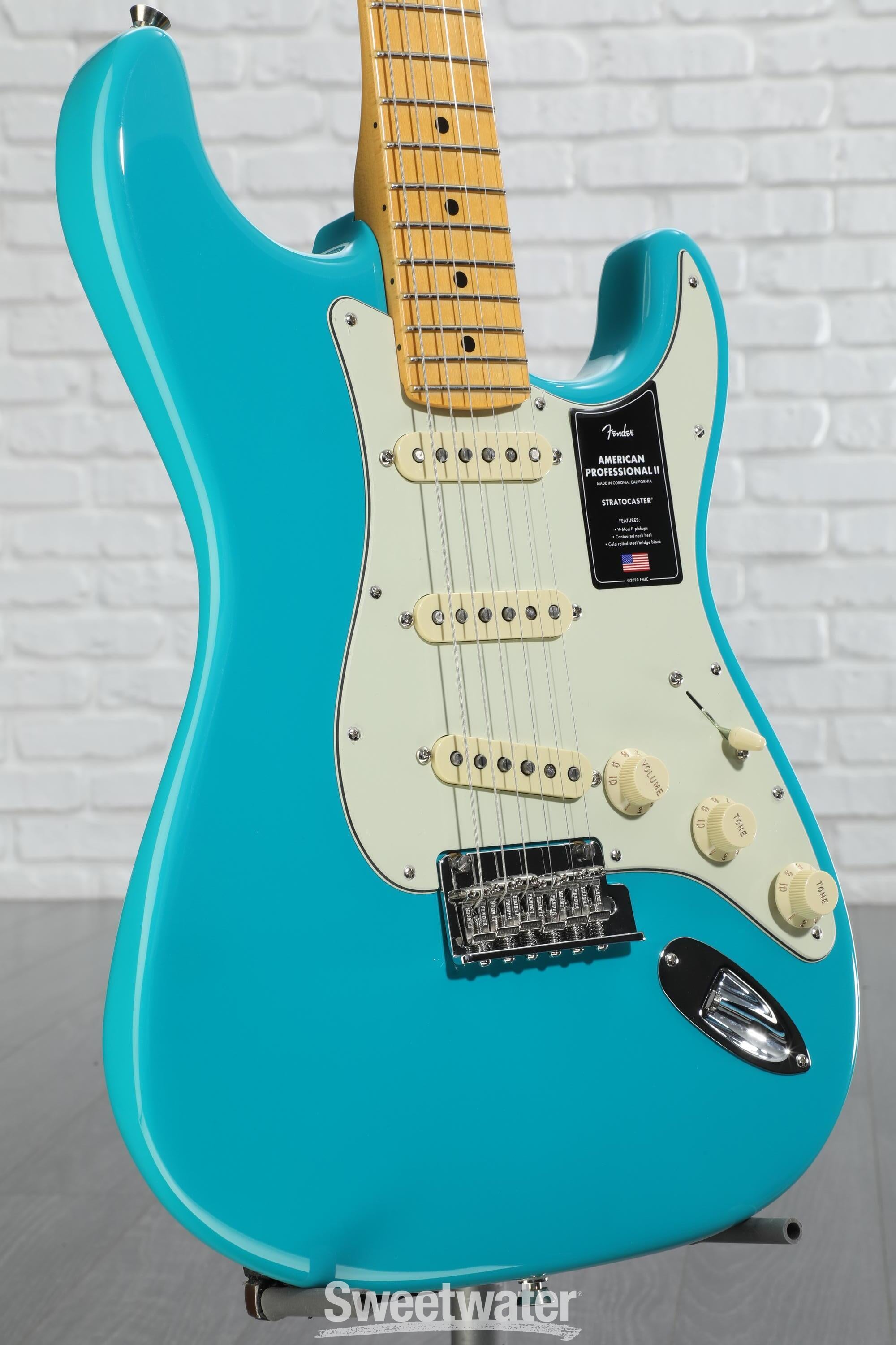 Fender American Professional II Stratocaster - Miami Blue